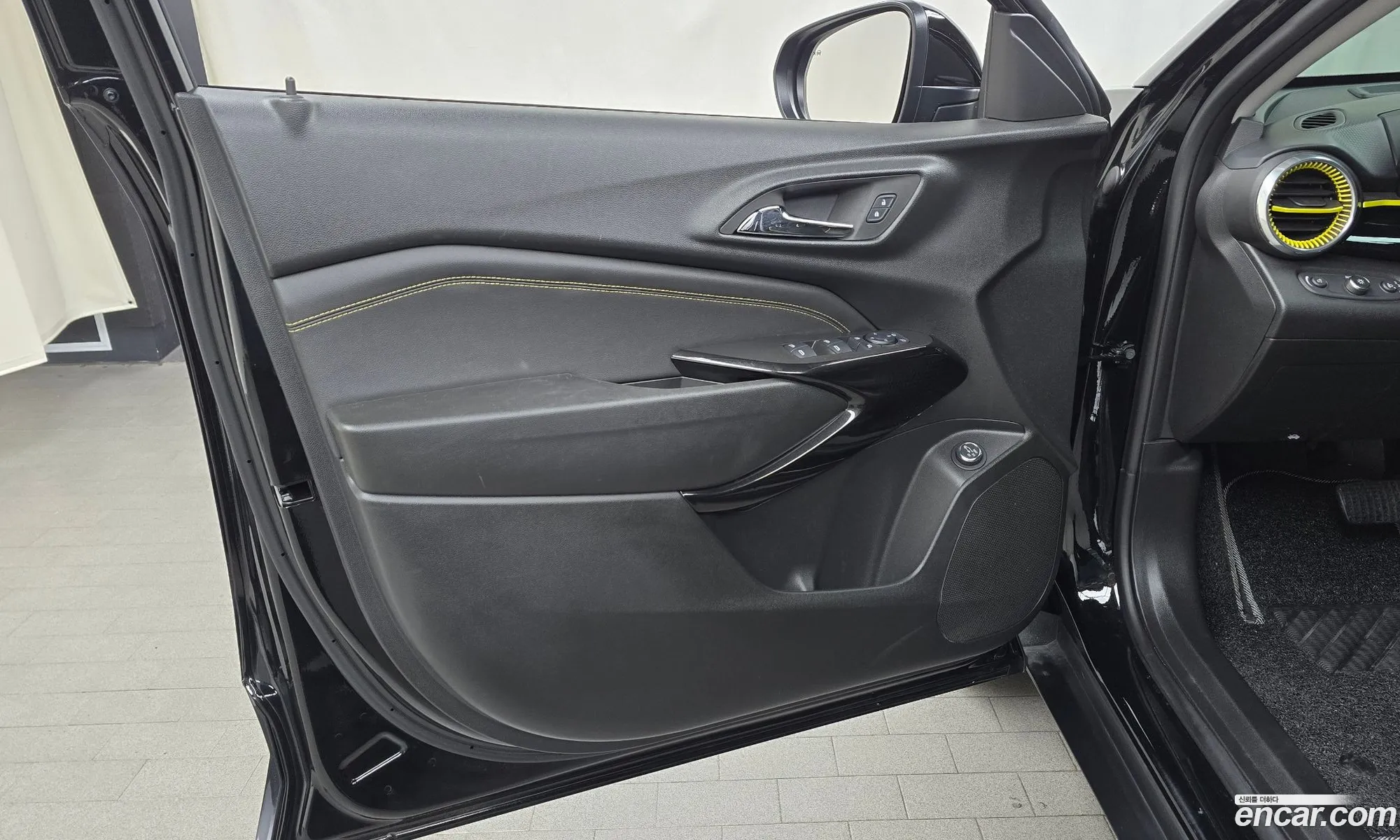 Chevrolet (GM Daewoo) Trax Crossover 2023 — 6