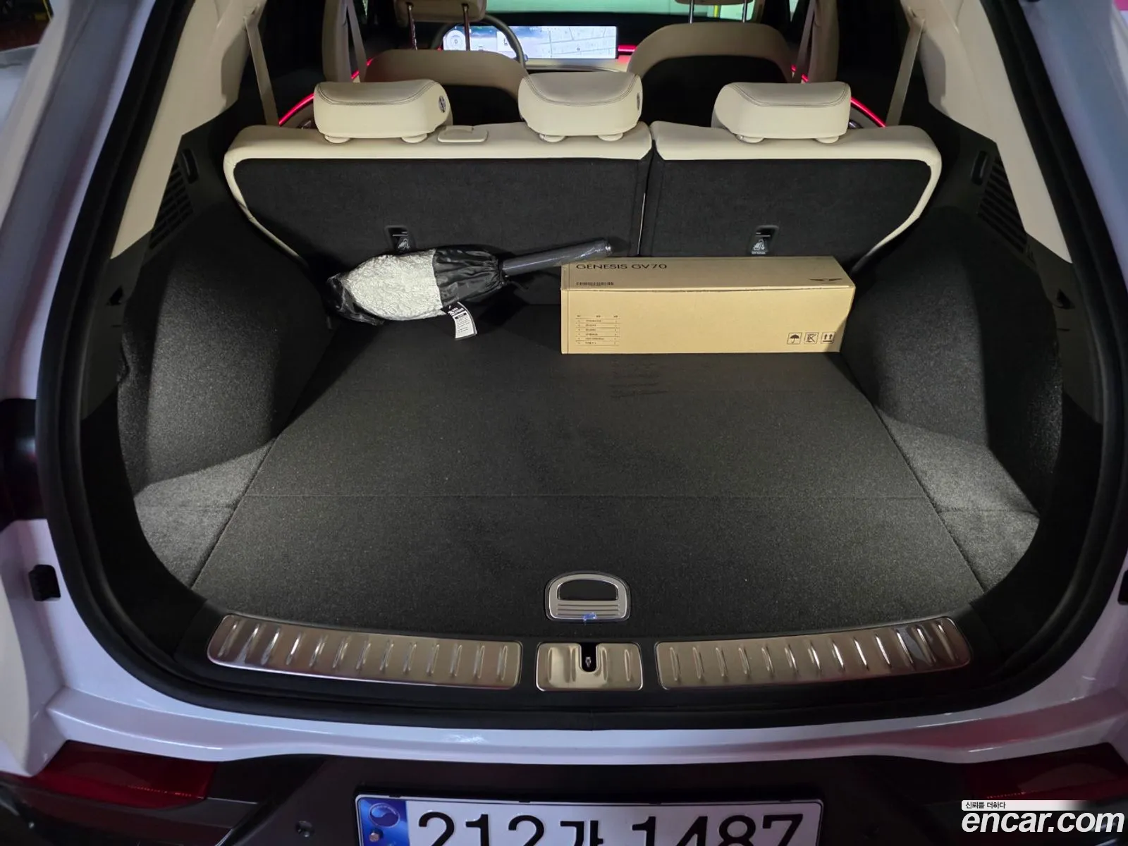 Genesis GV70 2025 — 18