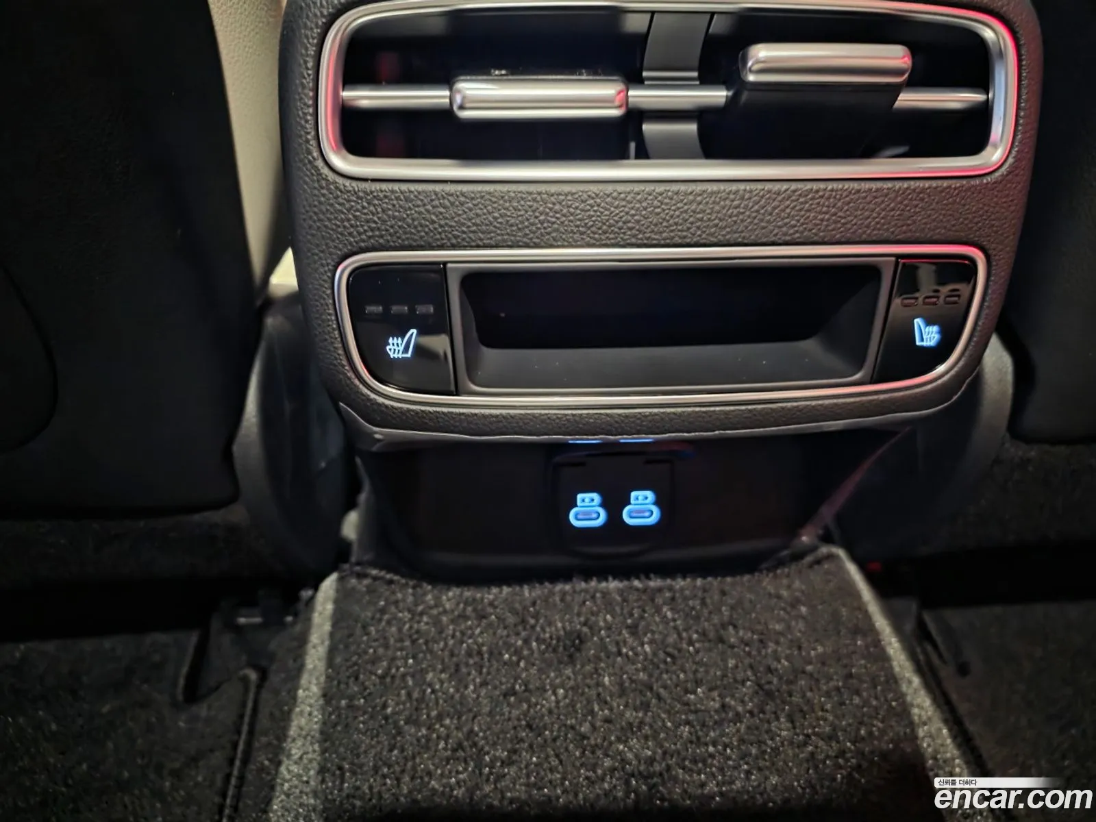 Genesis GV70 2025 — 13
