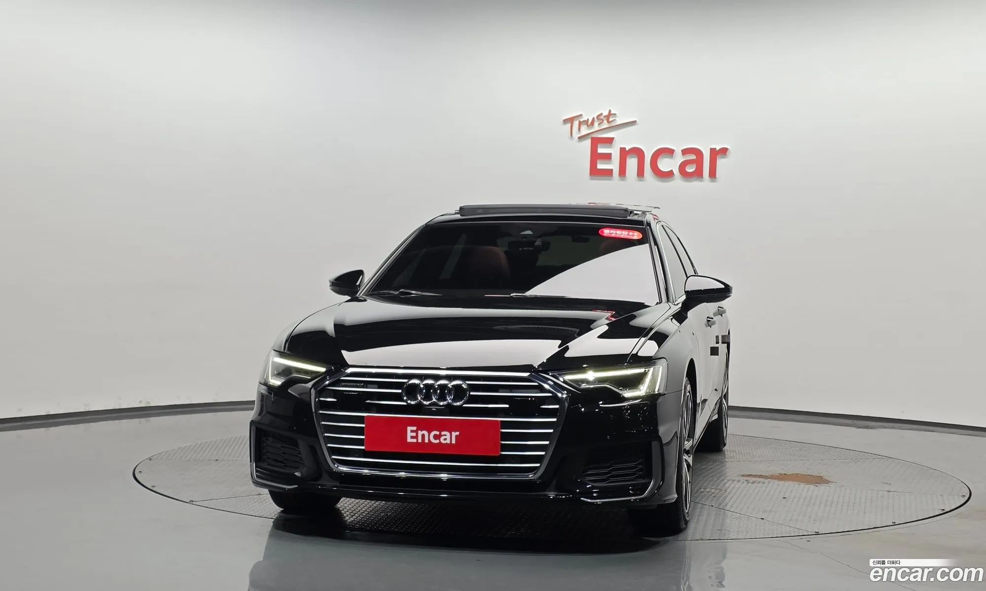Audi A6 2022 WAUZZZF26NN005981 — 3