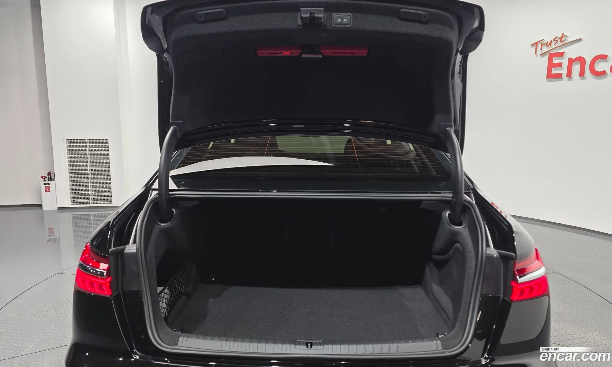 Audi A6 2022 WAUZZZF26NN005981 — 31