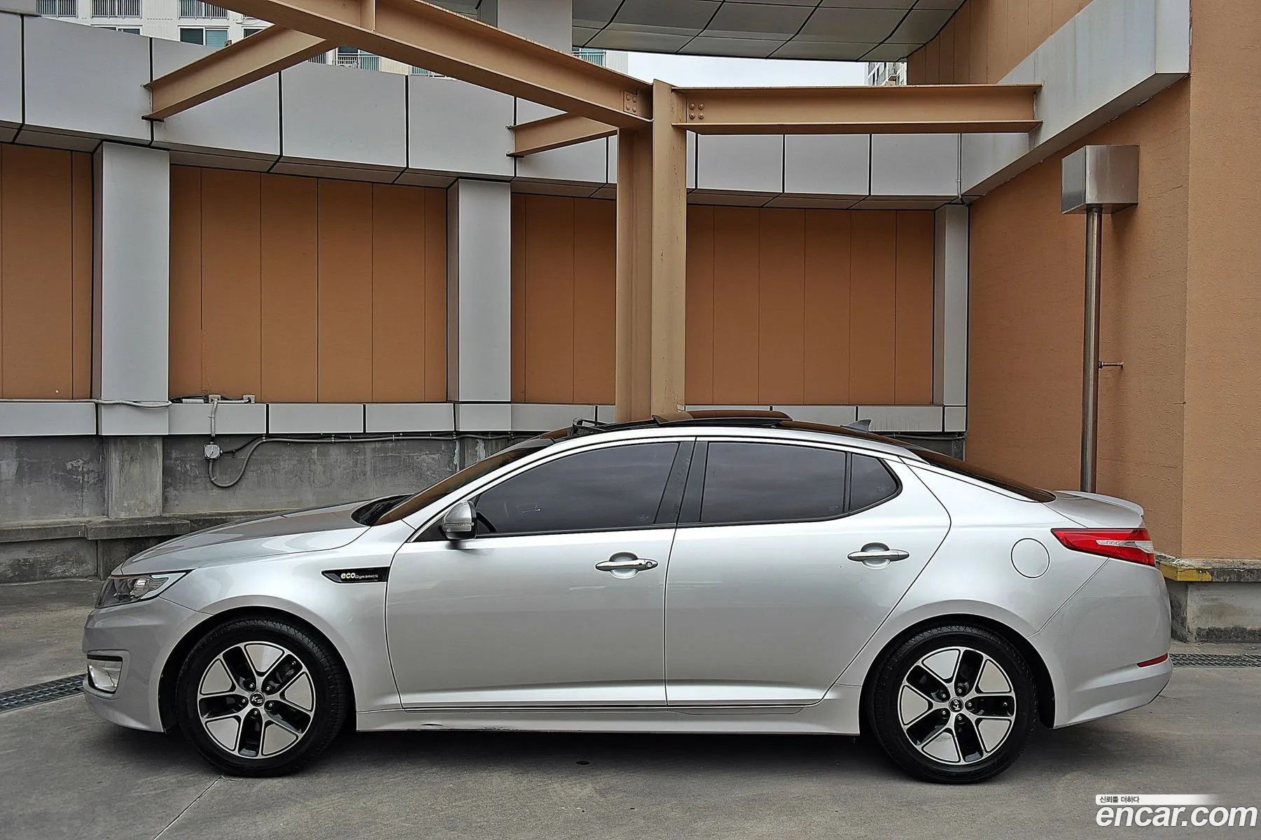 Kia K5 Hybrid 2012 — 6