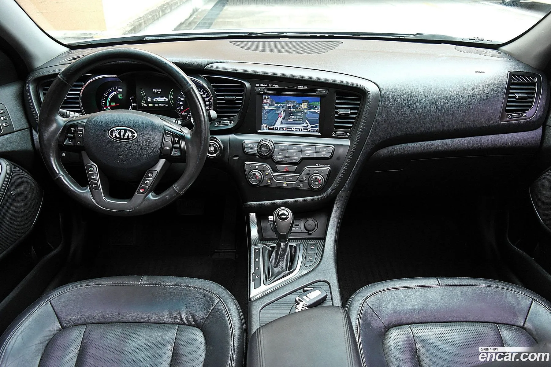 Kia K5 Hybrid 2012 — 11