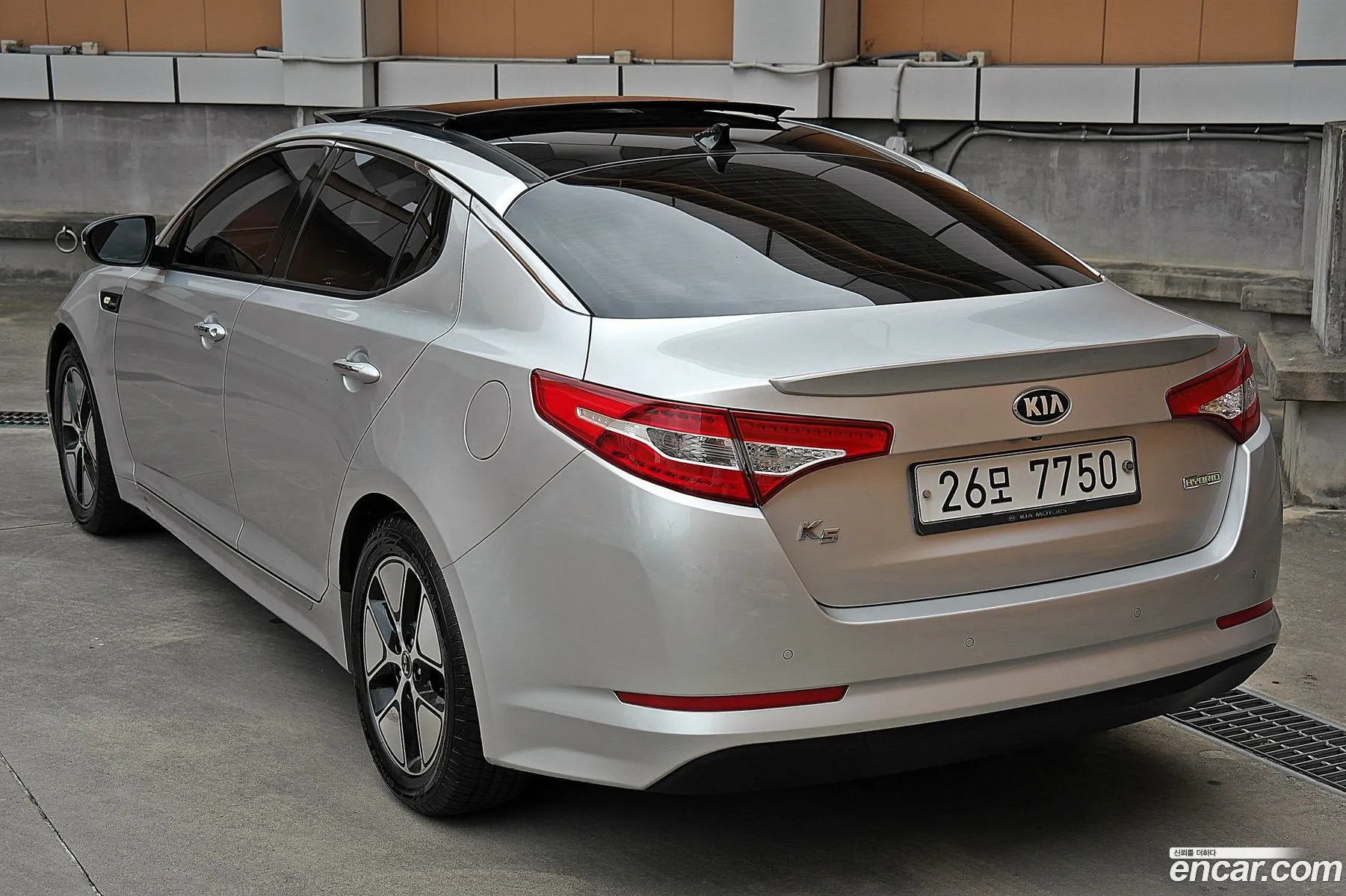 Kia K5 Hybrid 2012 — 9