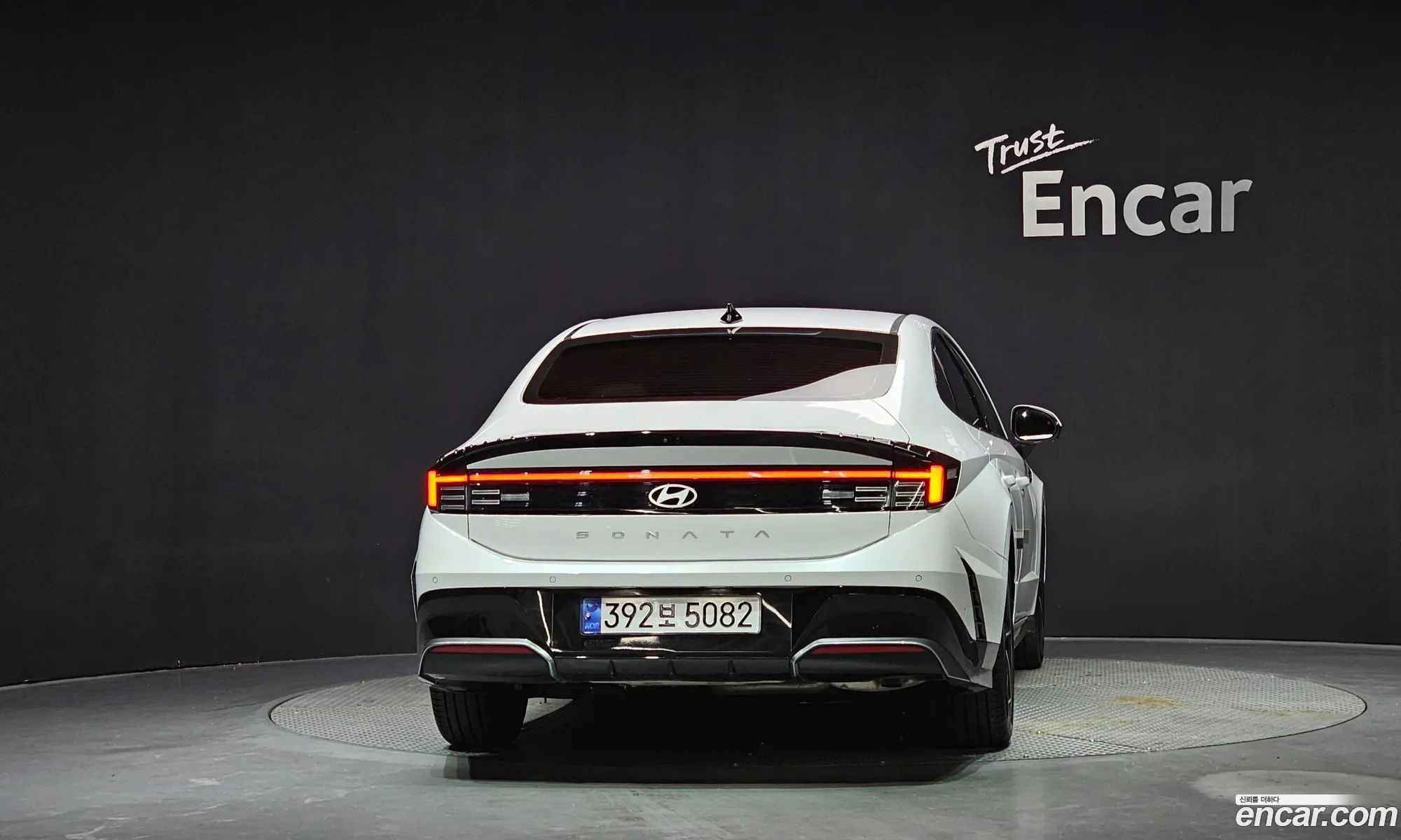 Hyundai Sonata the Edge Hybrid 2024 — 4