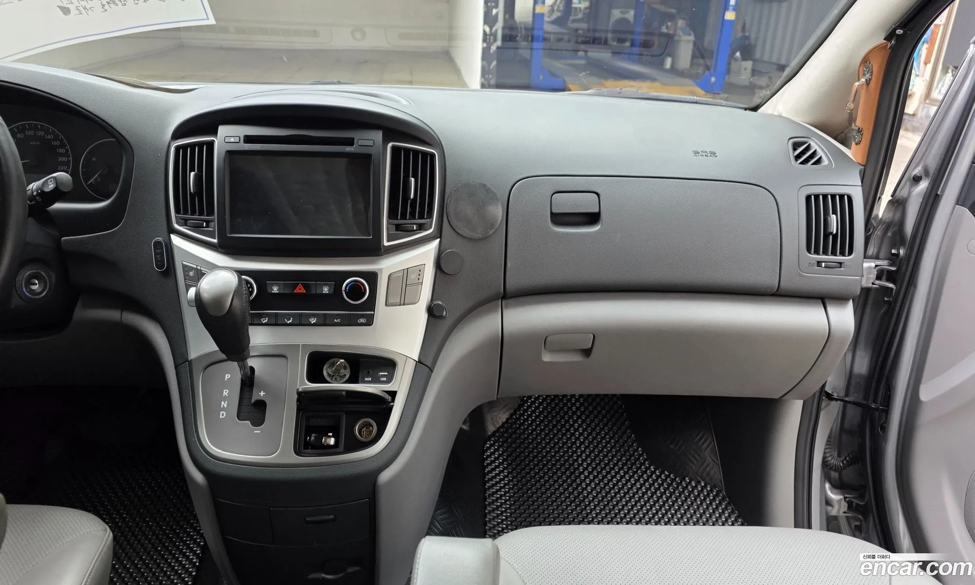 Hyundai Grand Starex 2019 — 10