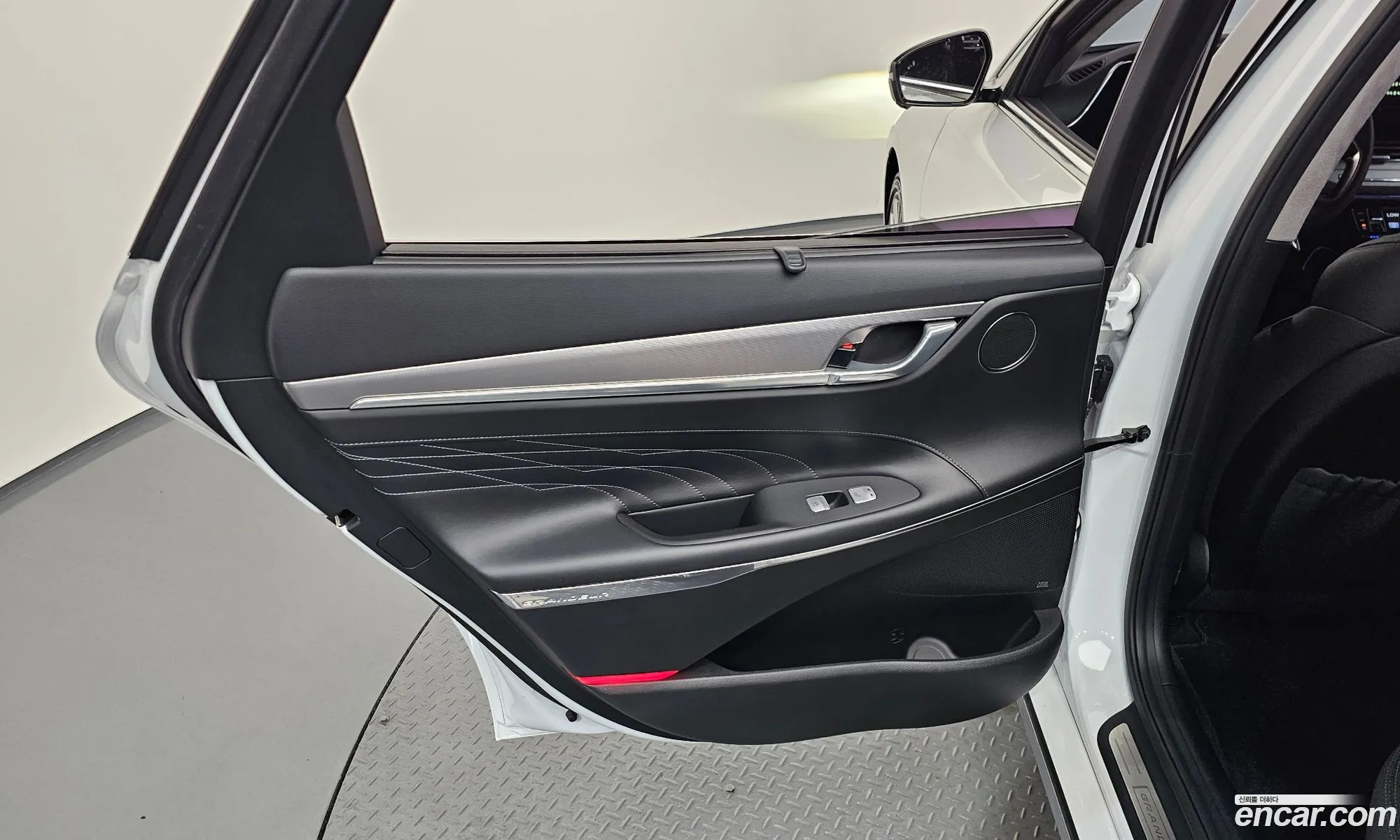 Hyundai Grandeur IG 2020 — 10