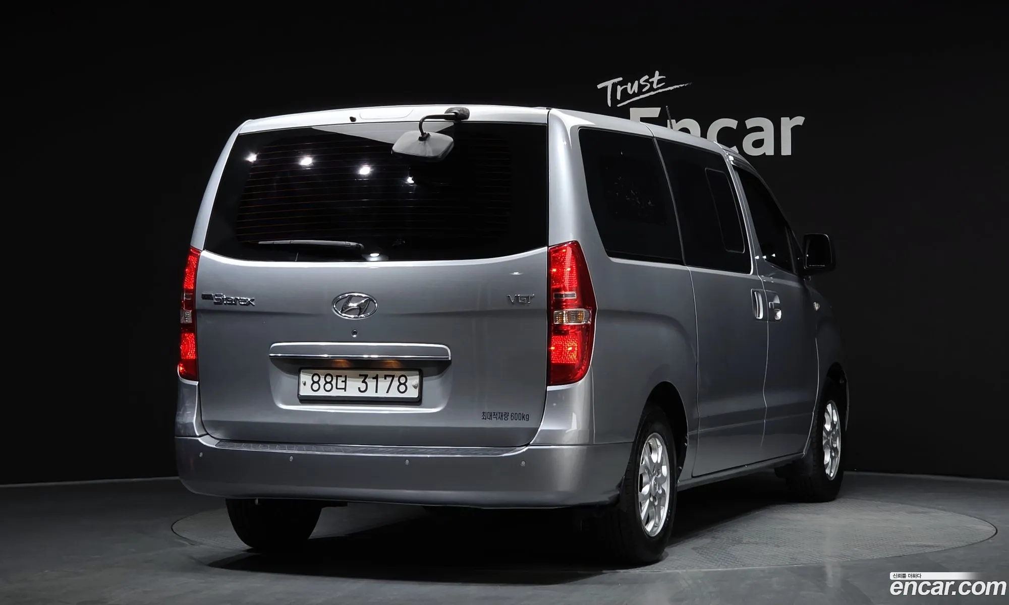 Hyundai Grand Starex 2015 — 16