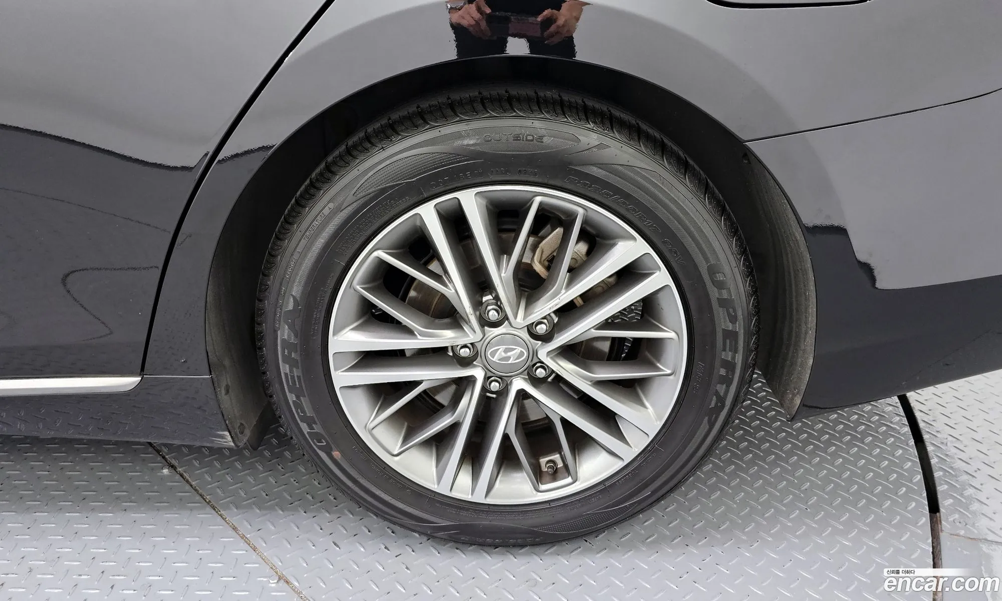 Hyundai Grandeur IG 2019 — 28