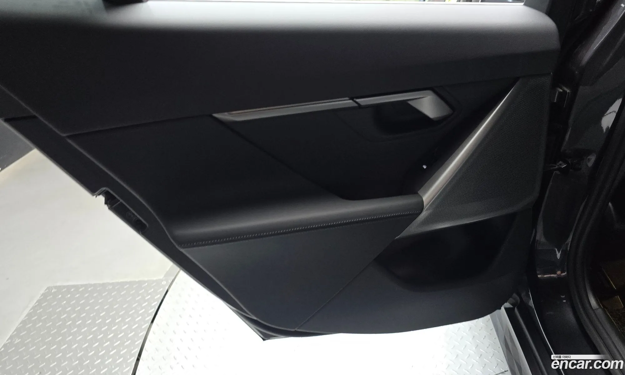 BMW 5 Series 2025 — 29