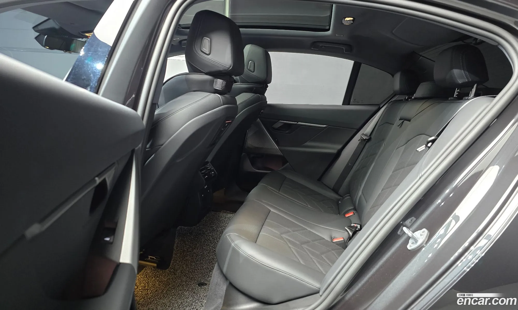 BMW 5 Series 2025 — 25