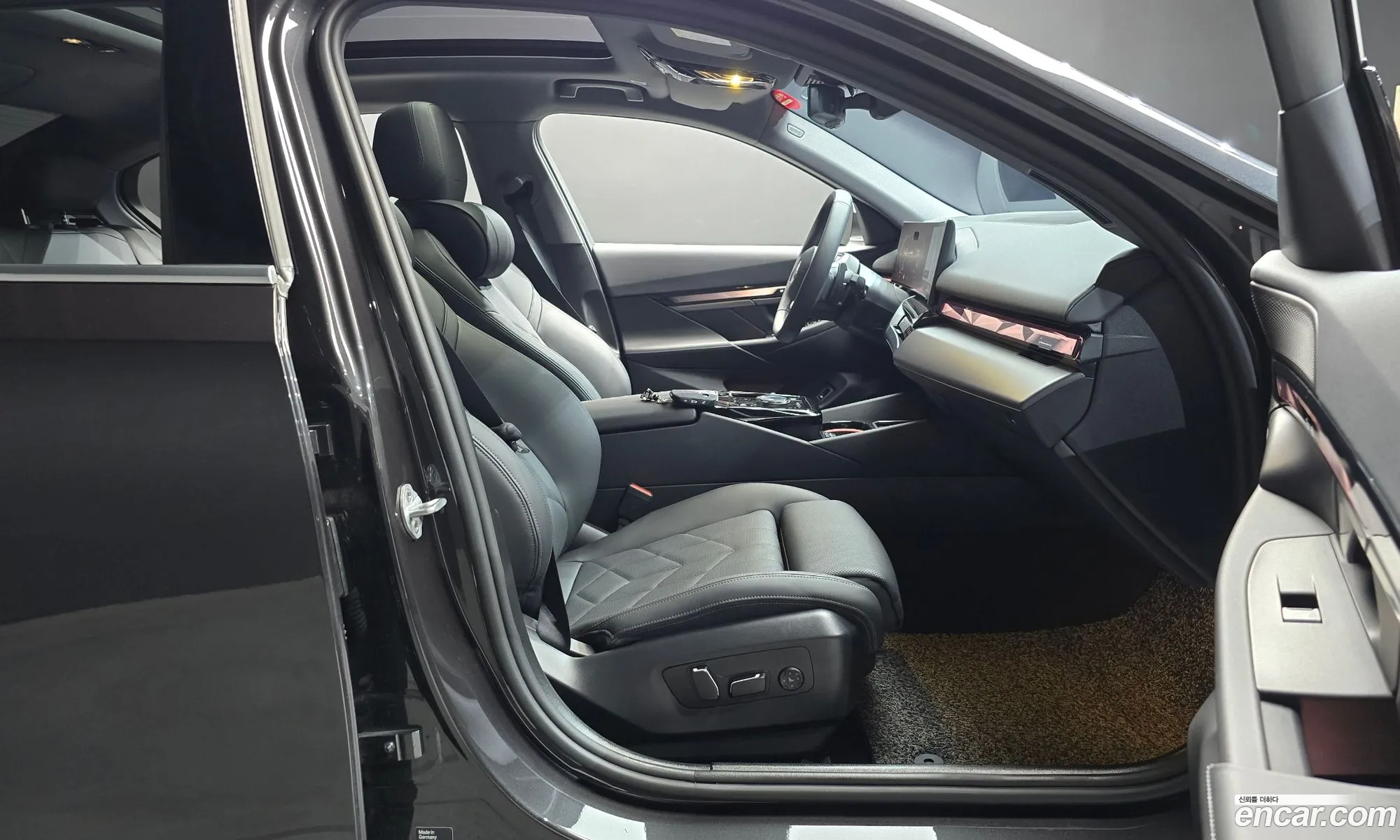 BMW 5 Series 2025 — 2