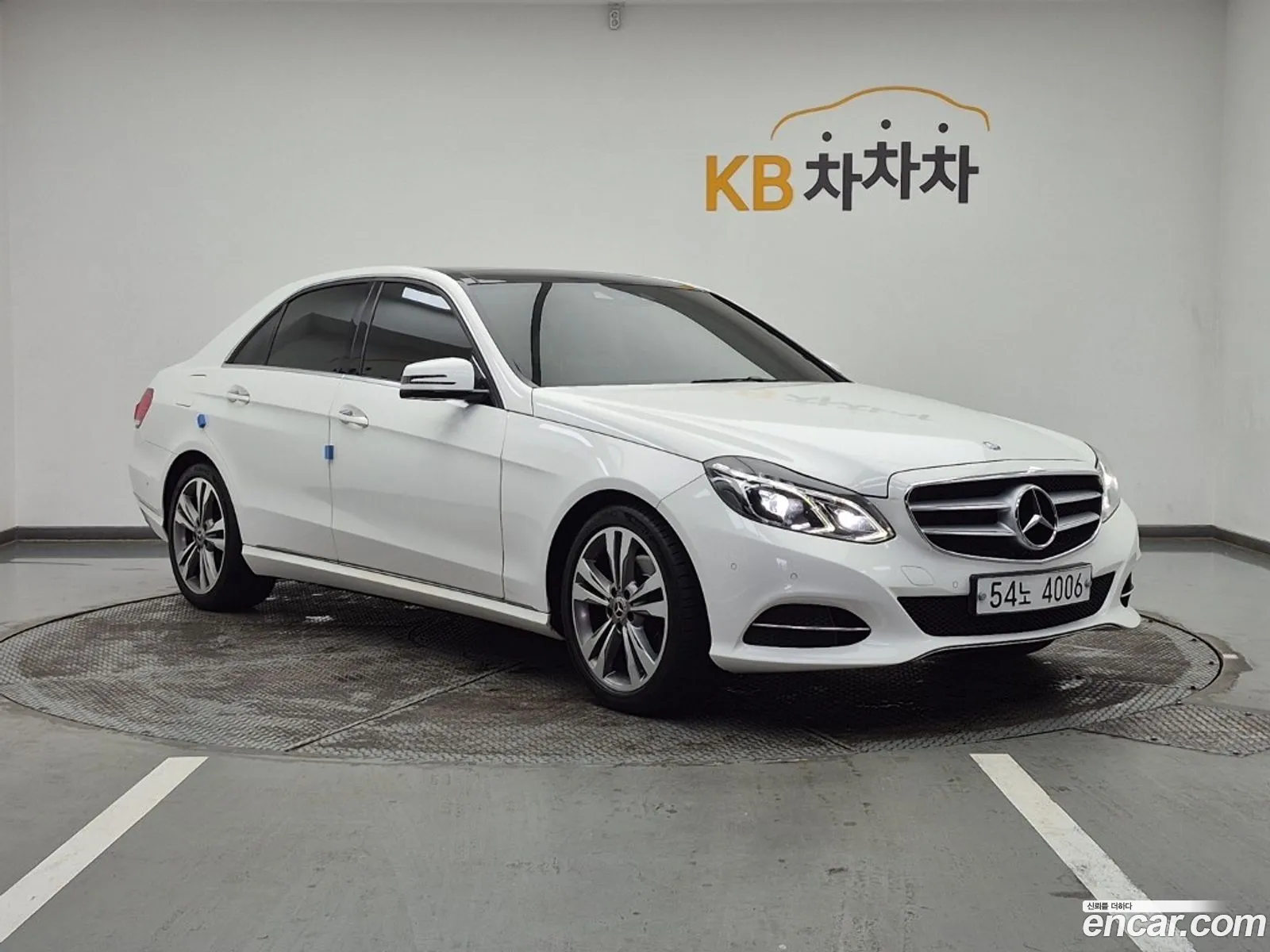 Mercedes-Benz E-Class W212 2014 — 15