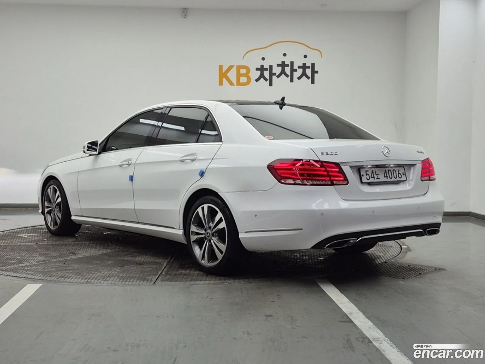 Mercedes-Benz E-Class W212 2014 — 9