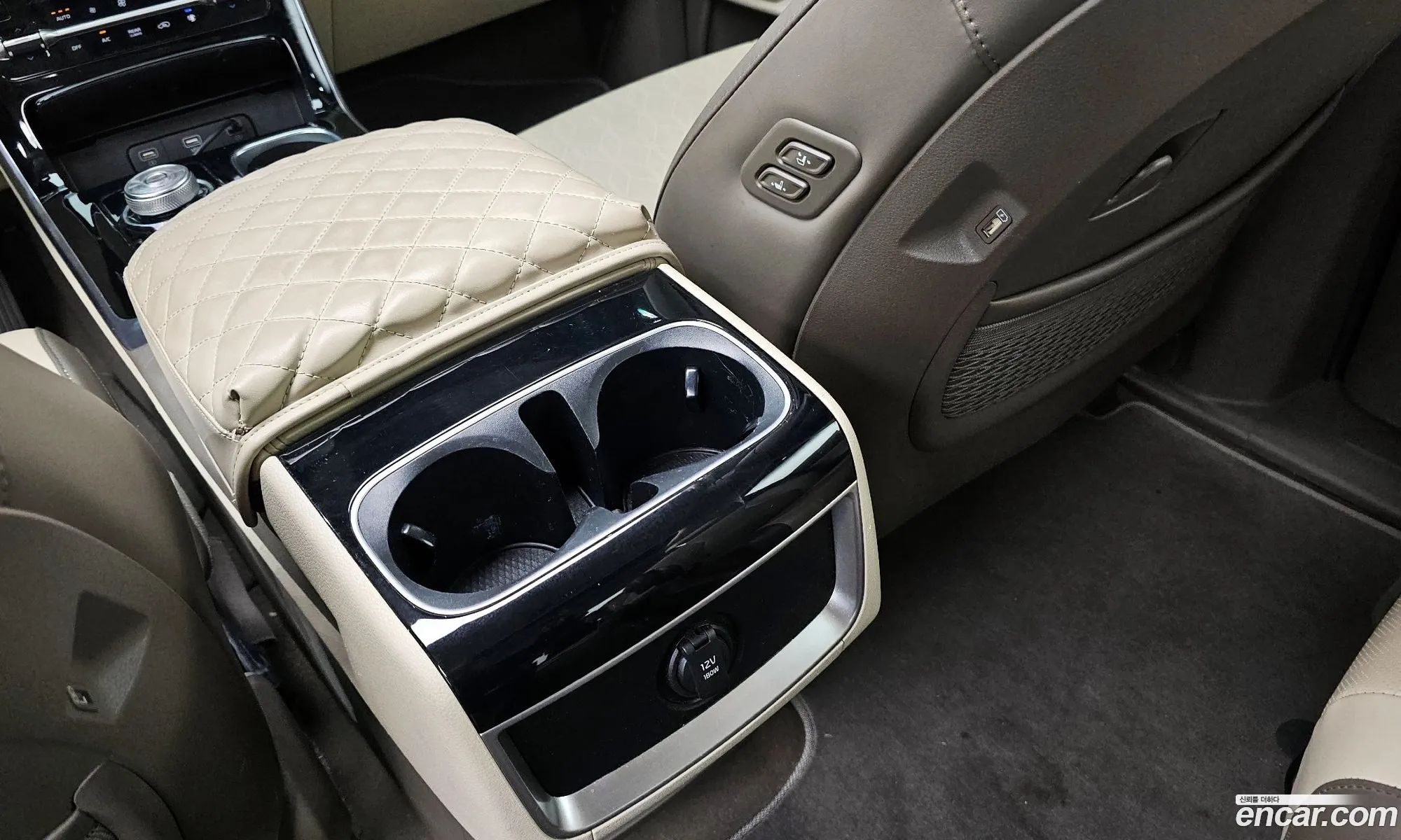 Kia Carnival 2020 KNANC81BBMS029426 — 30