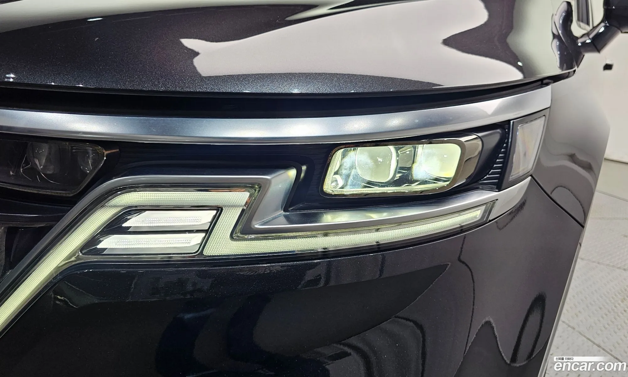 Kia Carnival 2020 KNANC81BBMS029426 — 3