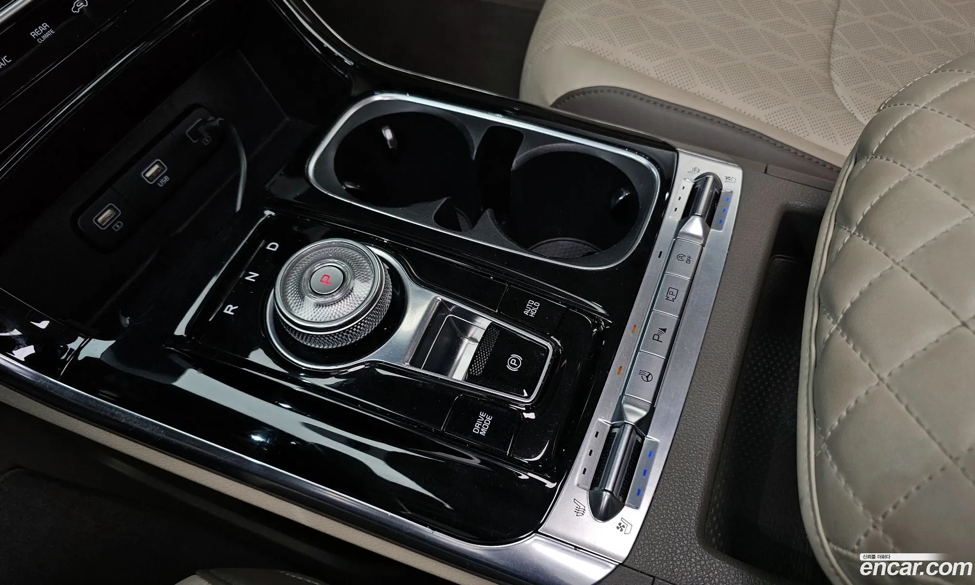 Kia Carnival 2020 KNANC81BBMS029426 — 25