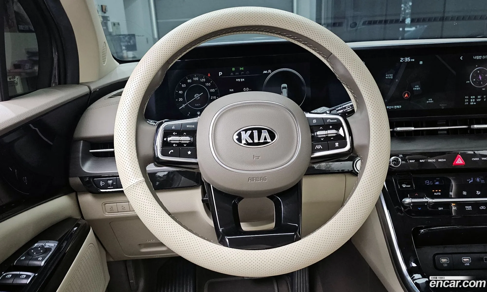Kia Carnival 2020 KNANC81BBMS029426 — 14
