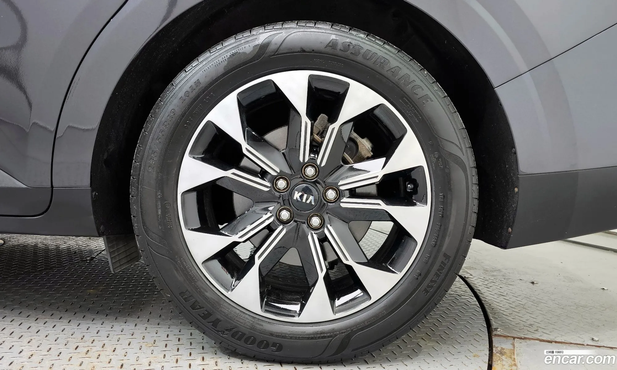Kia Carnival 2020 KNANC81BBMS029426 — 32