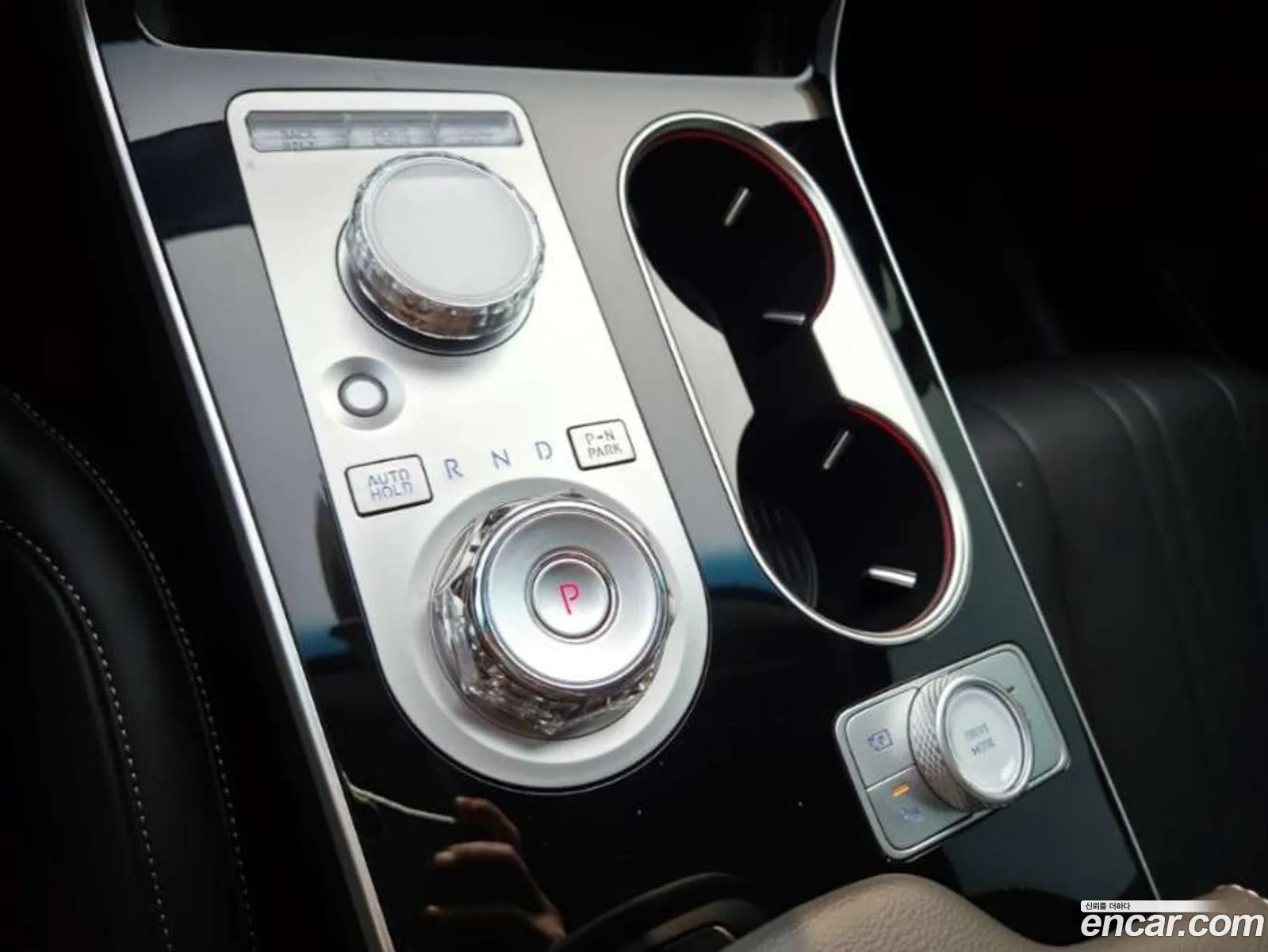 Genesis GV80 2026 — 3