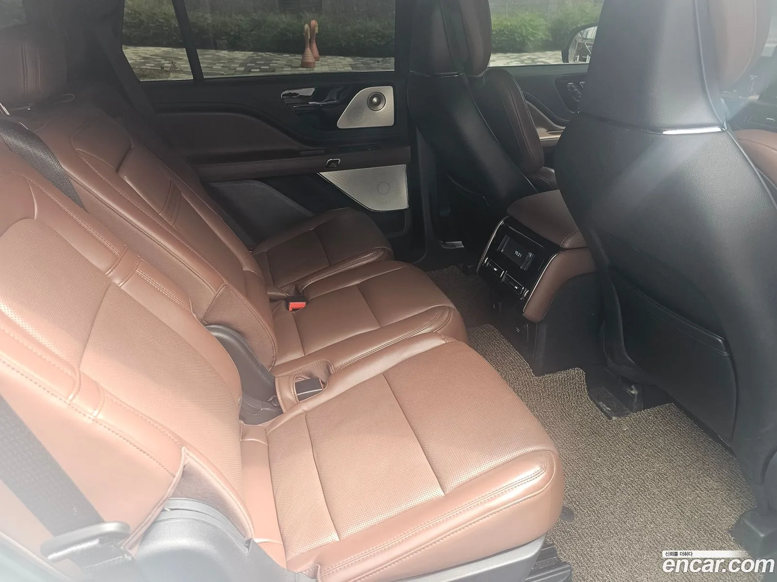 Lincoln Aviator 2025 — 12