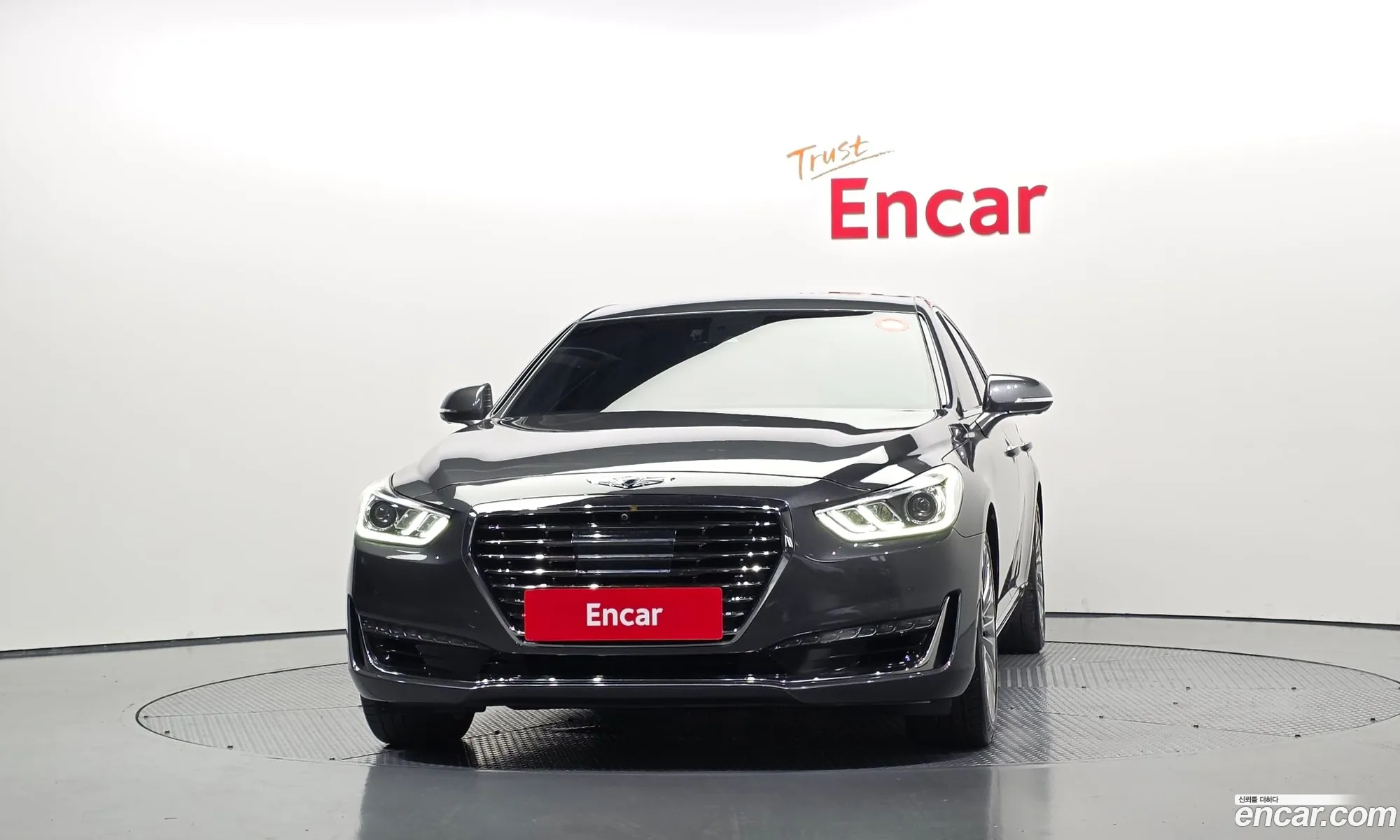 Genesis EQ900 2017 — 18