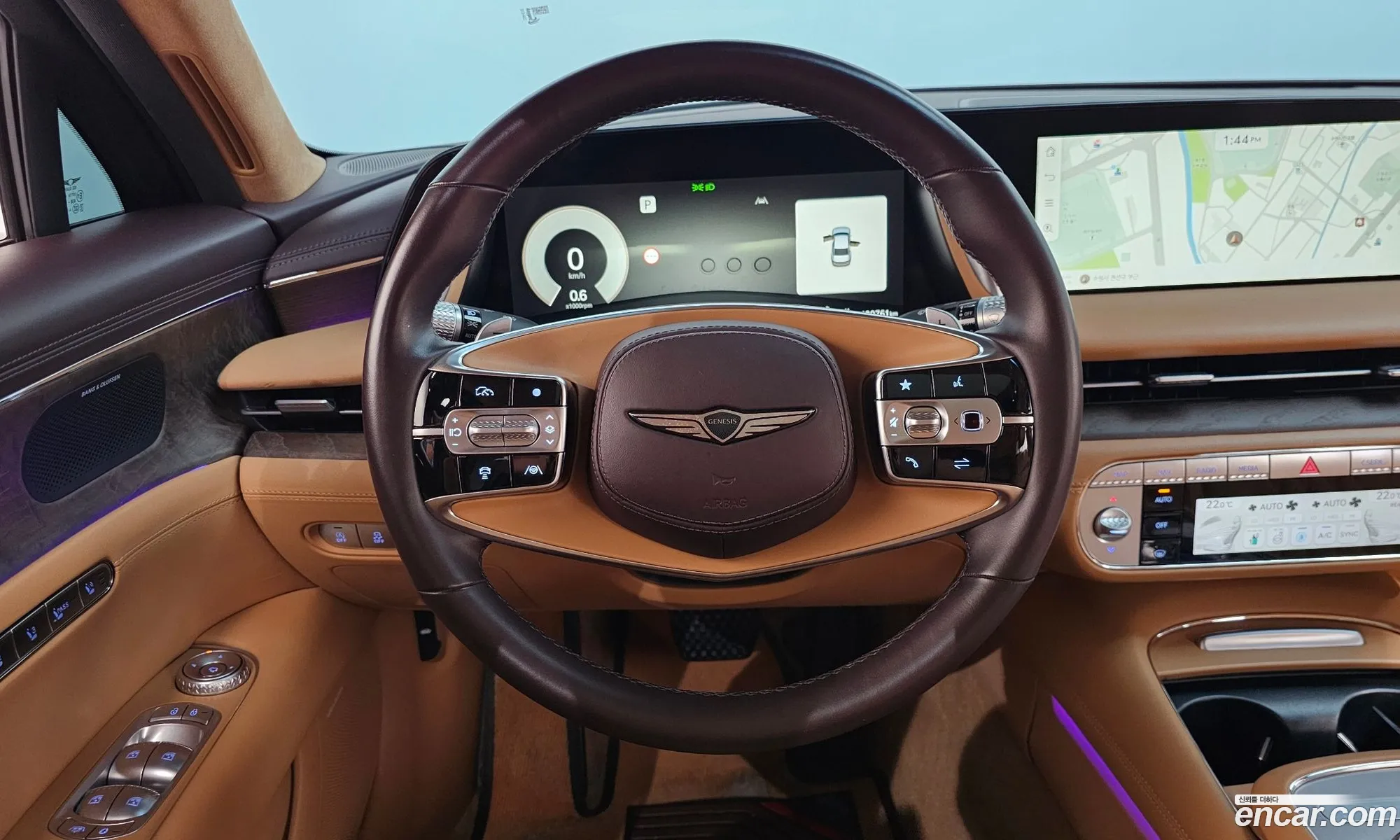 Genesis G90 2022 KMTFA41DDNU010952 — 10