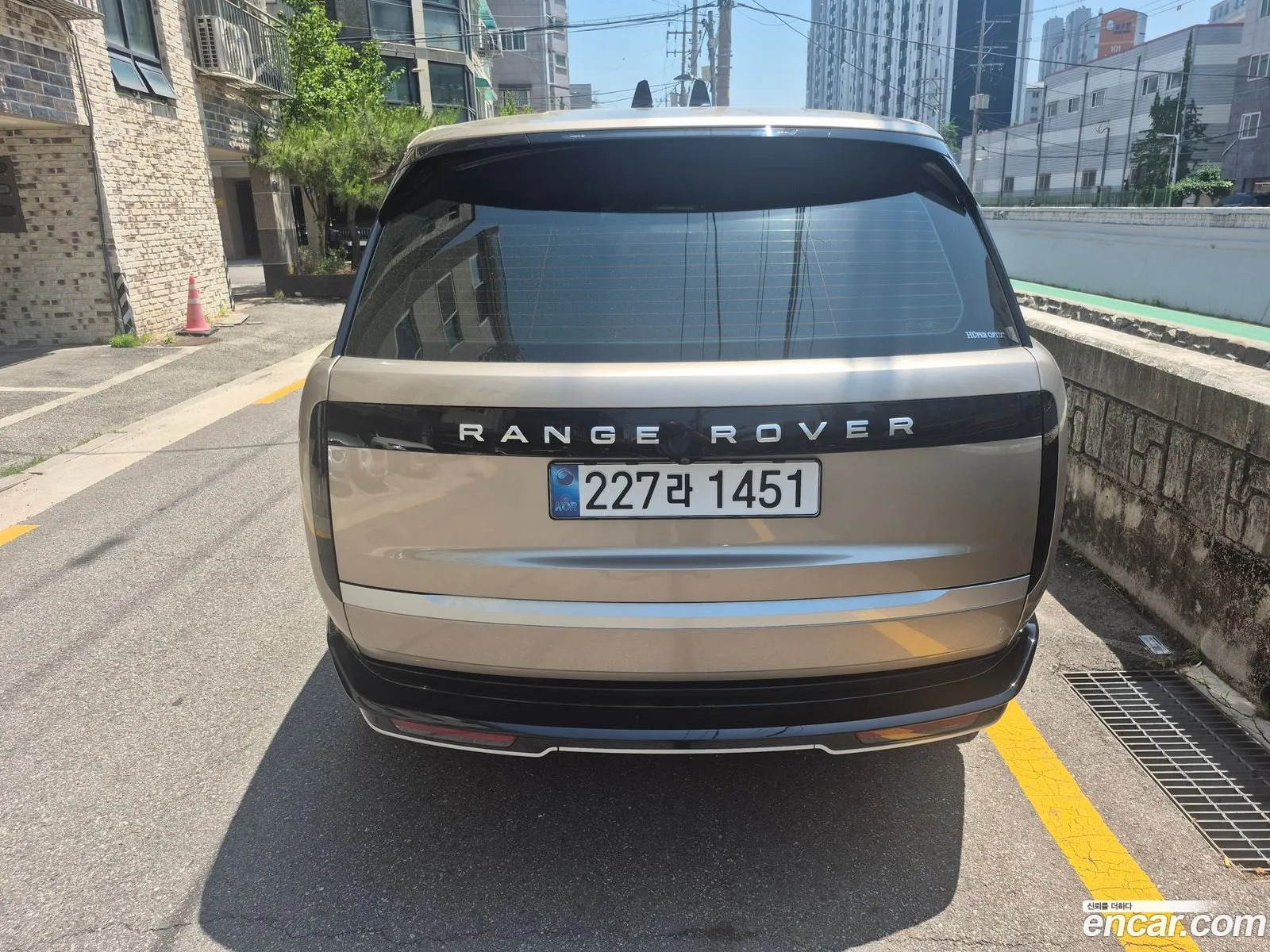 Land Rover Range Rover 2025 — 9
