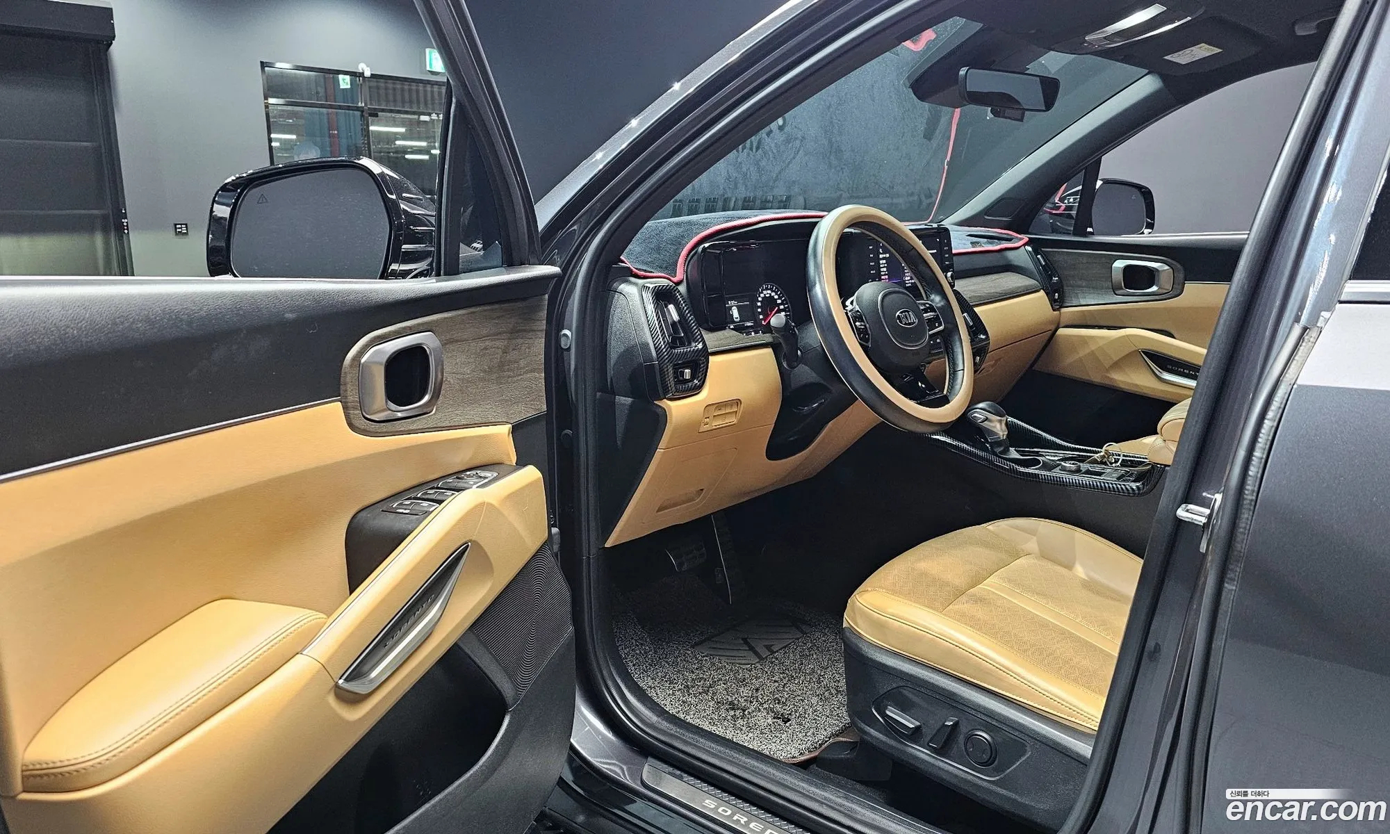 Kia Sorento 2020 KNARL81BGMA013151 — 3