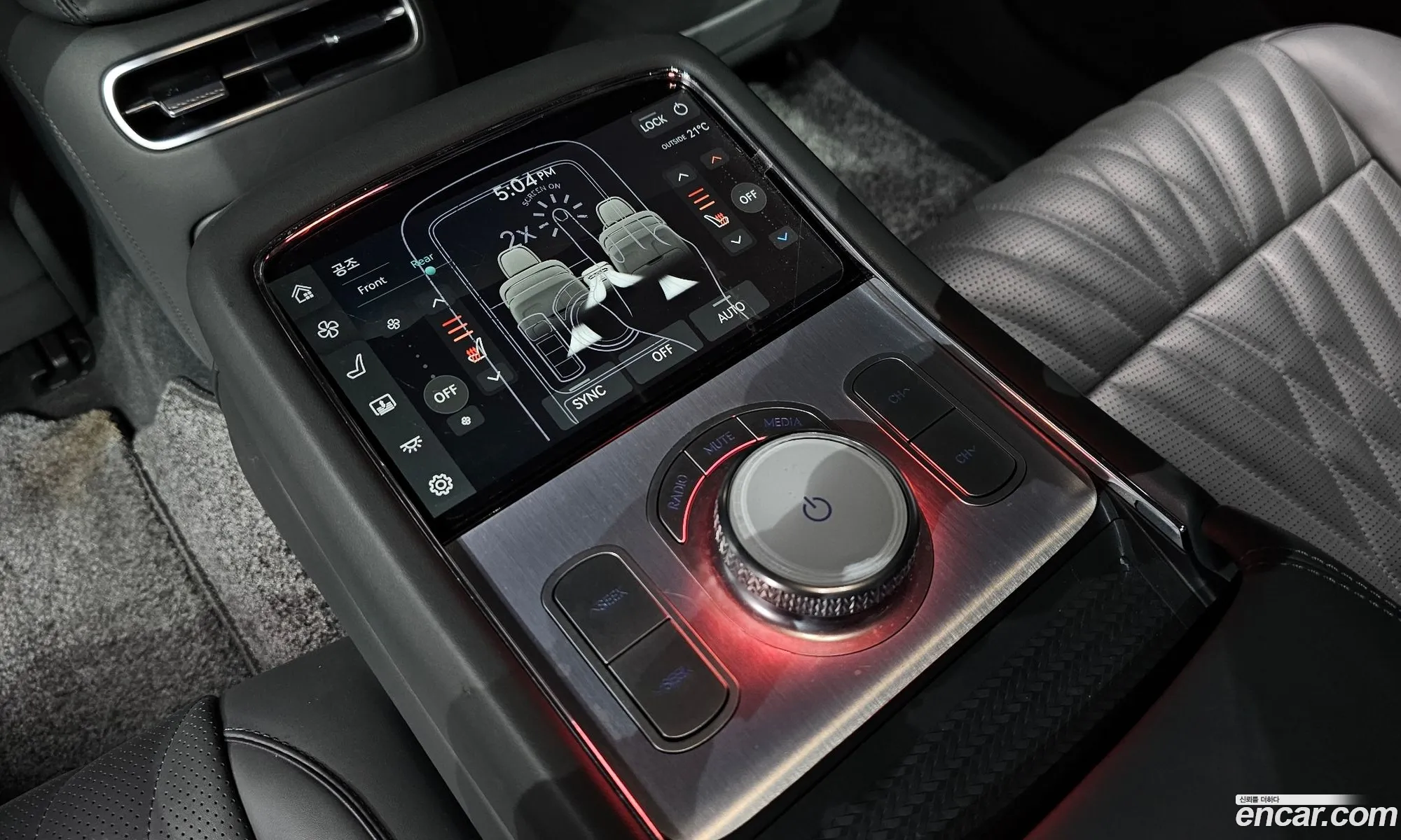 Genesis G90 2022 KMTFA41DBNU001588 — 29