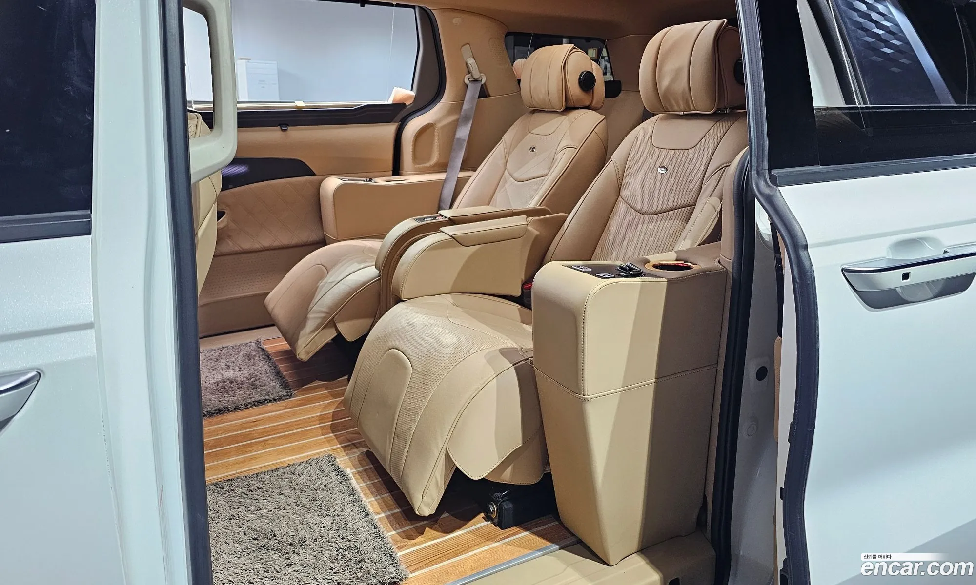 Kia Carnival 2020 KNANE81BBMS003198 — 31