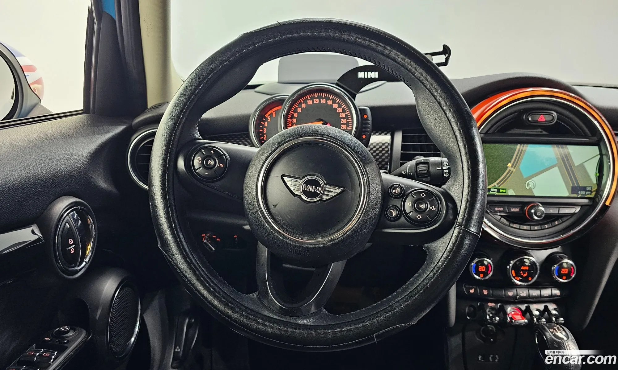Mini Cooper SD 2016 WMWXT7104G2C16218 — 11
