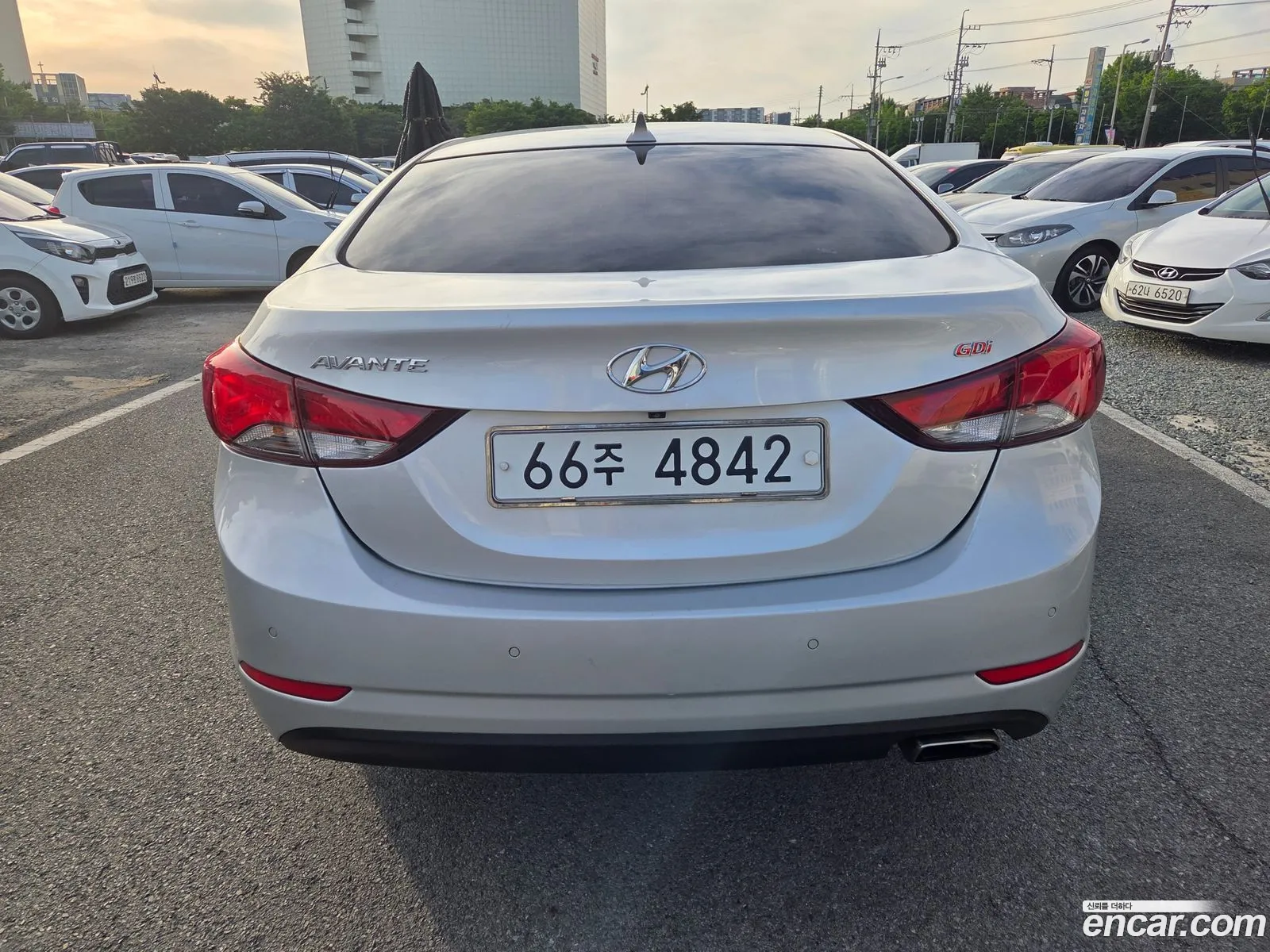 Hyundai Elantra 2015 — 10