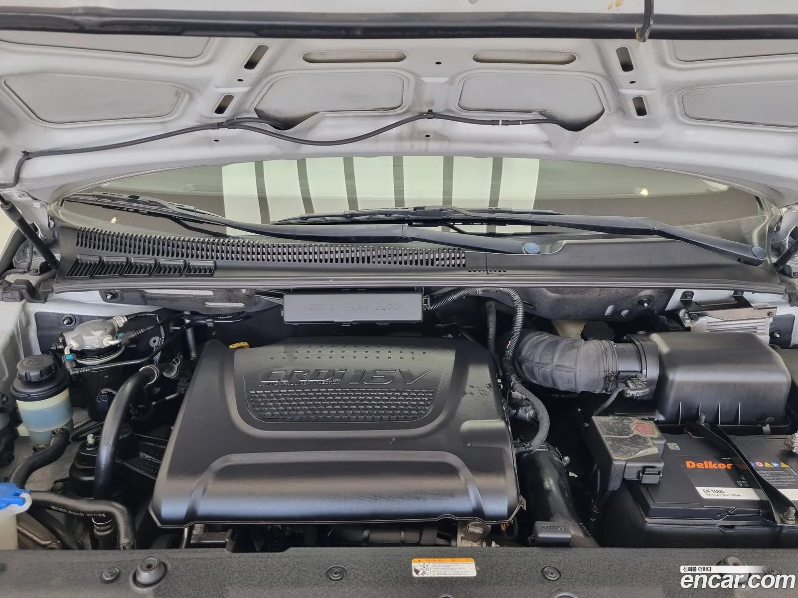 Kia Carnival R 2011 — 5