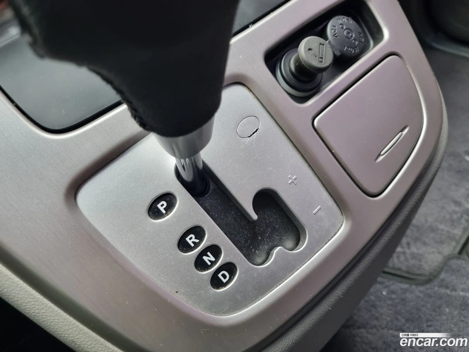 Kia Carnival R 2011 — 8