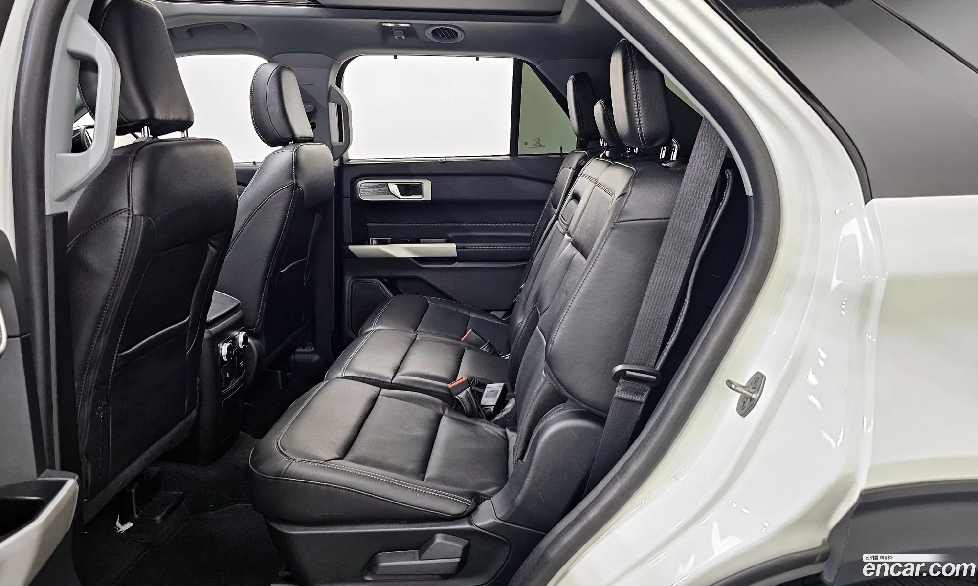Ford Explorer 6th Gen 2022 1FMSK8FH3NGB80437 — 10