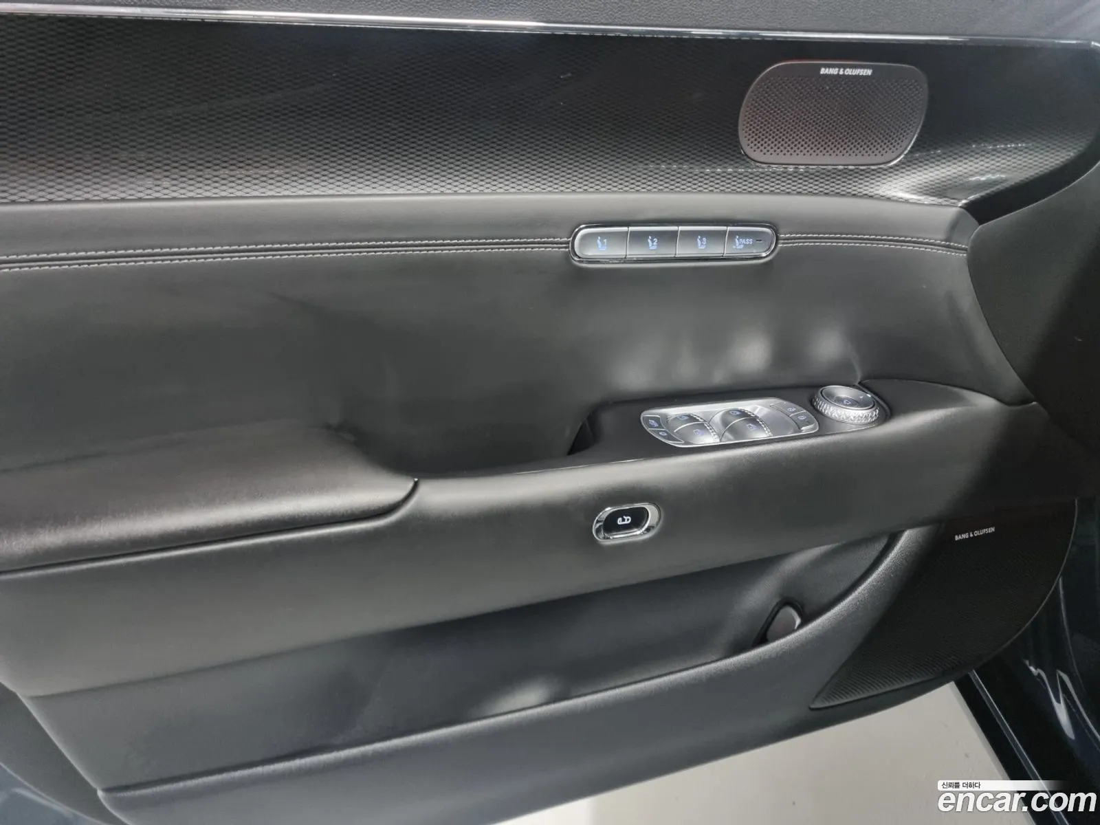Genesis G90 2022 — 9