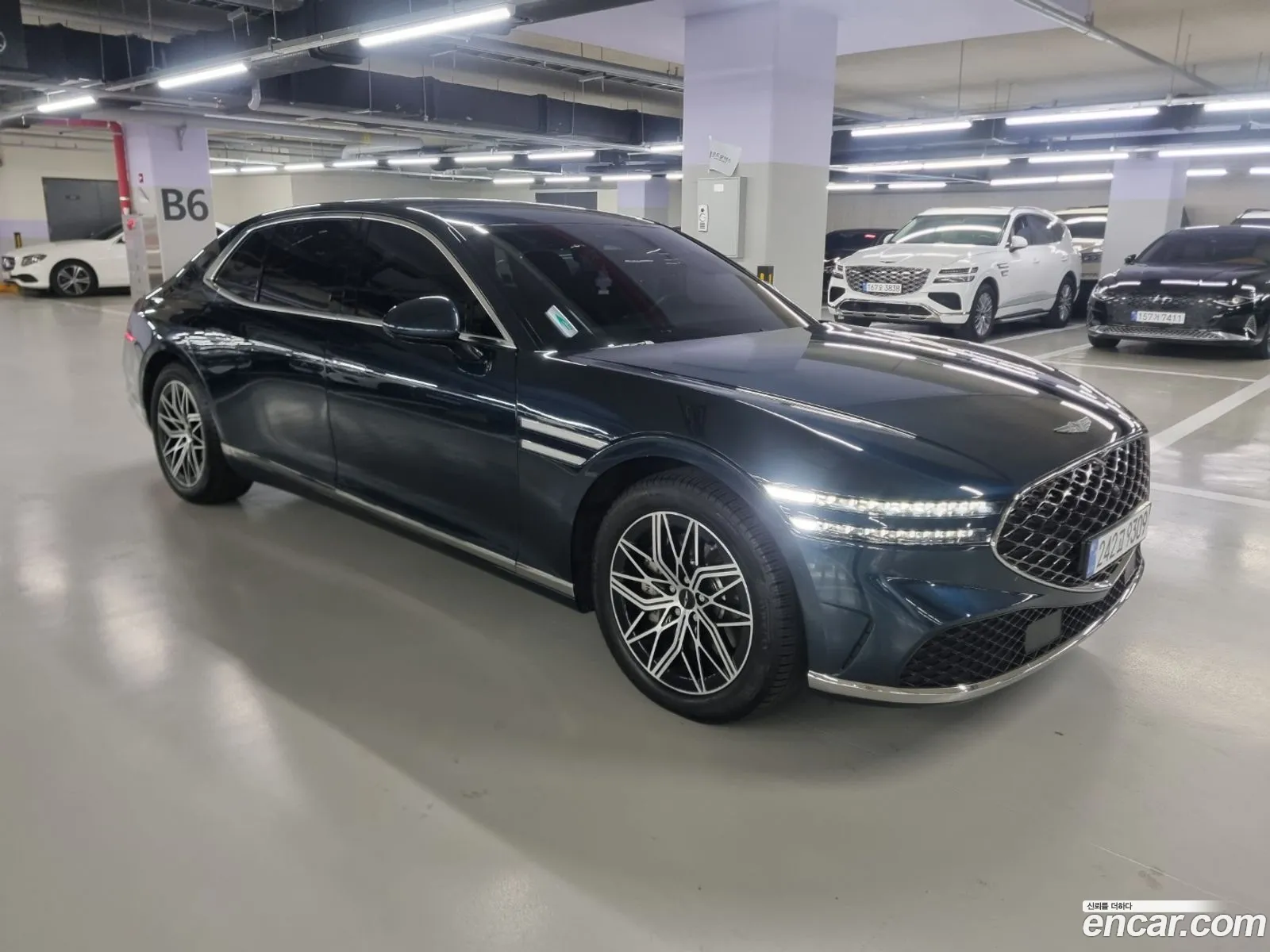 Genesis G90 2022 — 2
