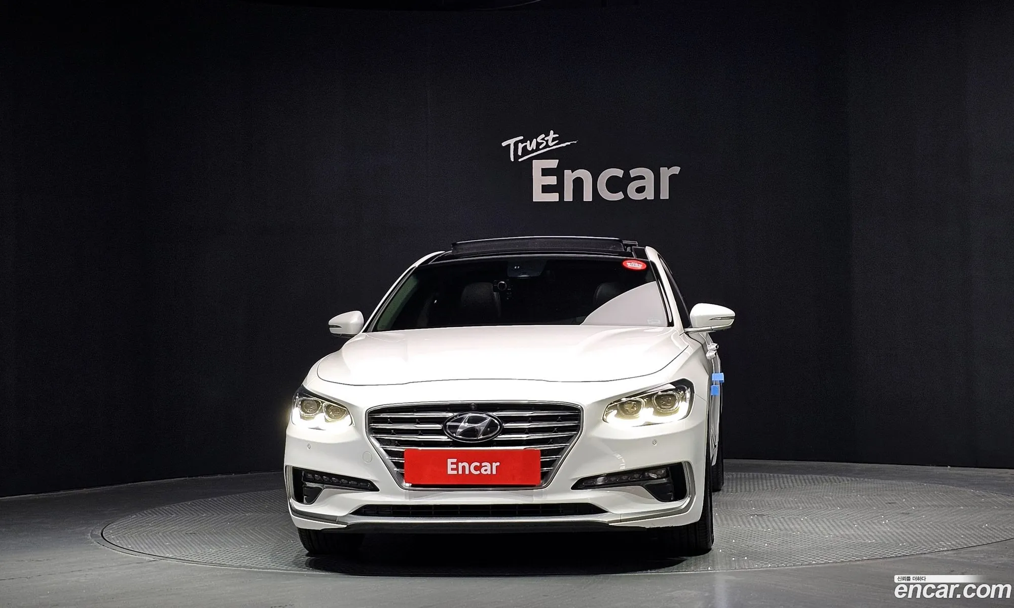 Hyundai Grandeur IG Hybrid 2017 — 2