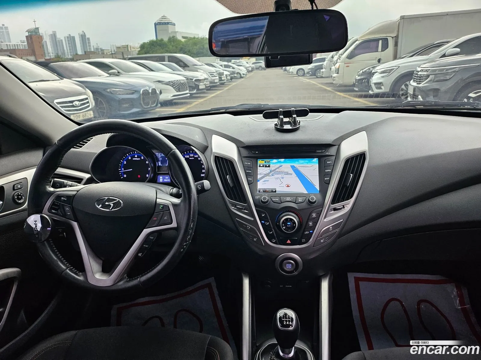 Hyundai Veloster 2013 — 11