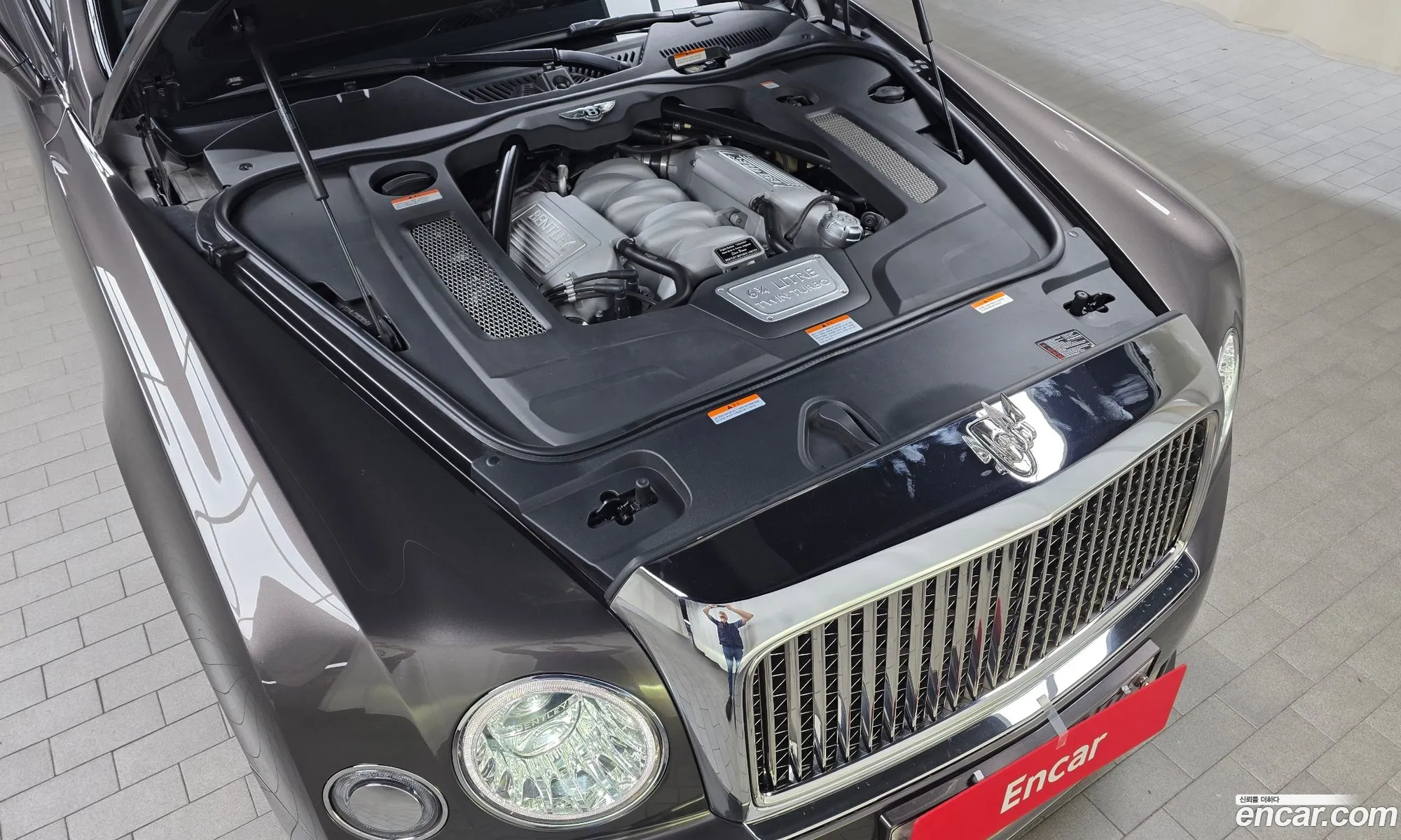 Bentley Mulsanne 2018 — 24
