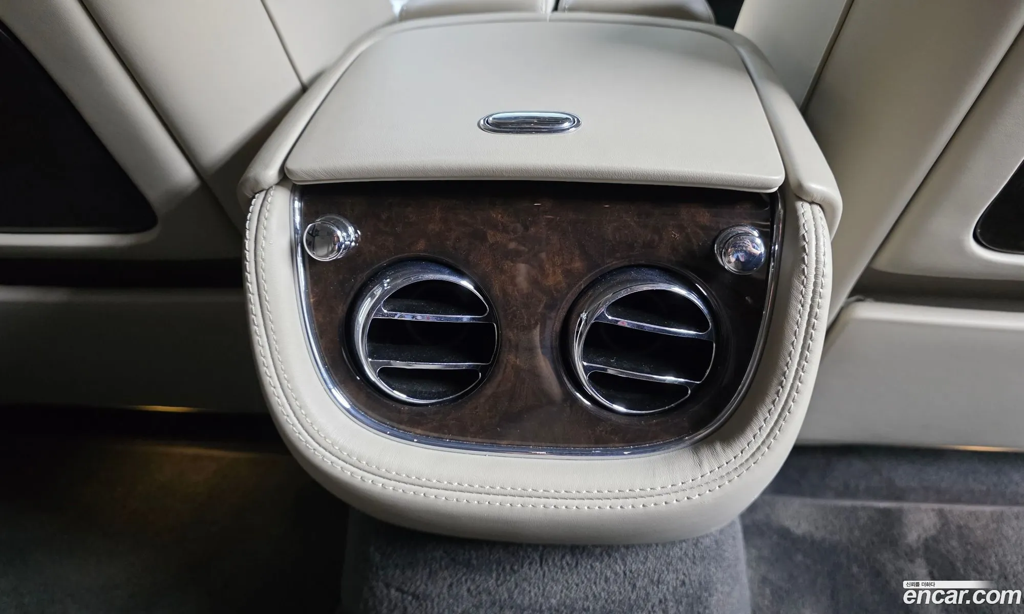 Bentley Mulsanne 2018 — 14