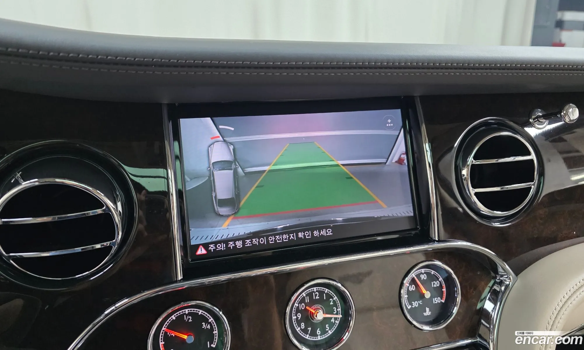 Bentley Mulsanne 2018 — 16