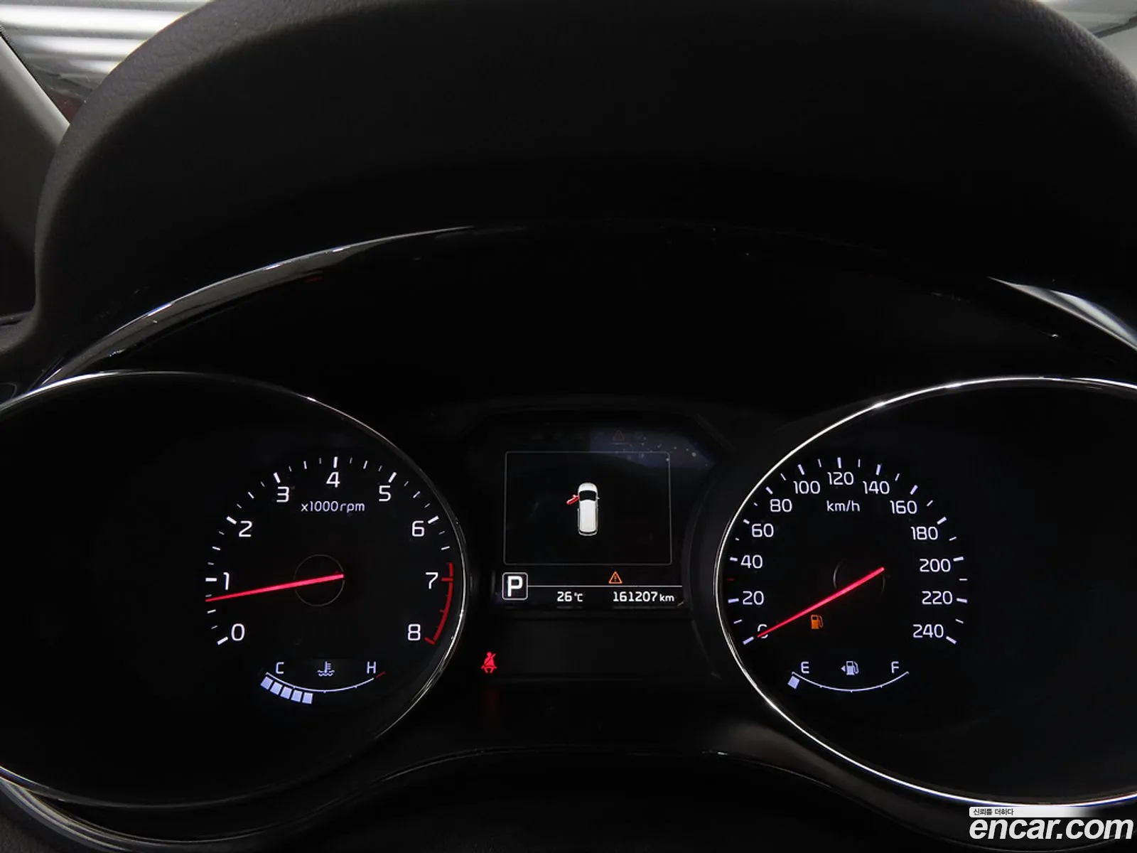 Kia Carnival 2016 — 11
