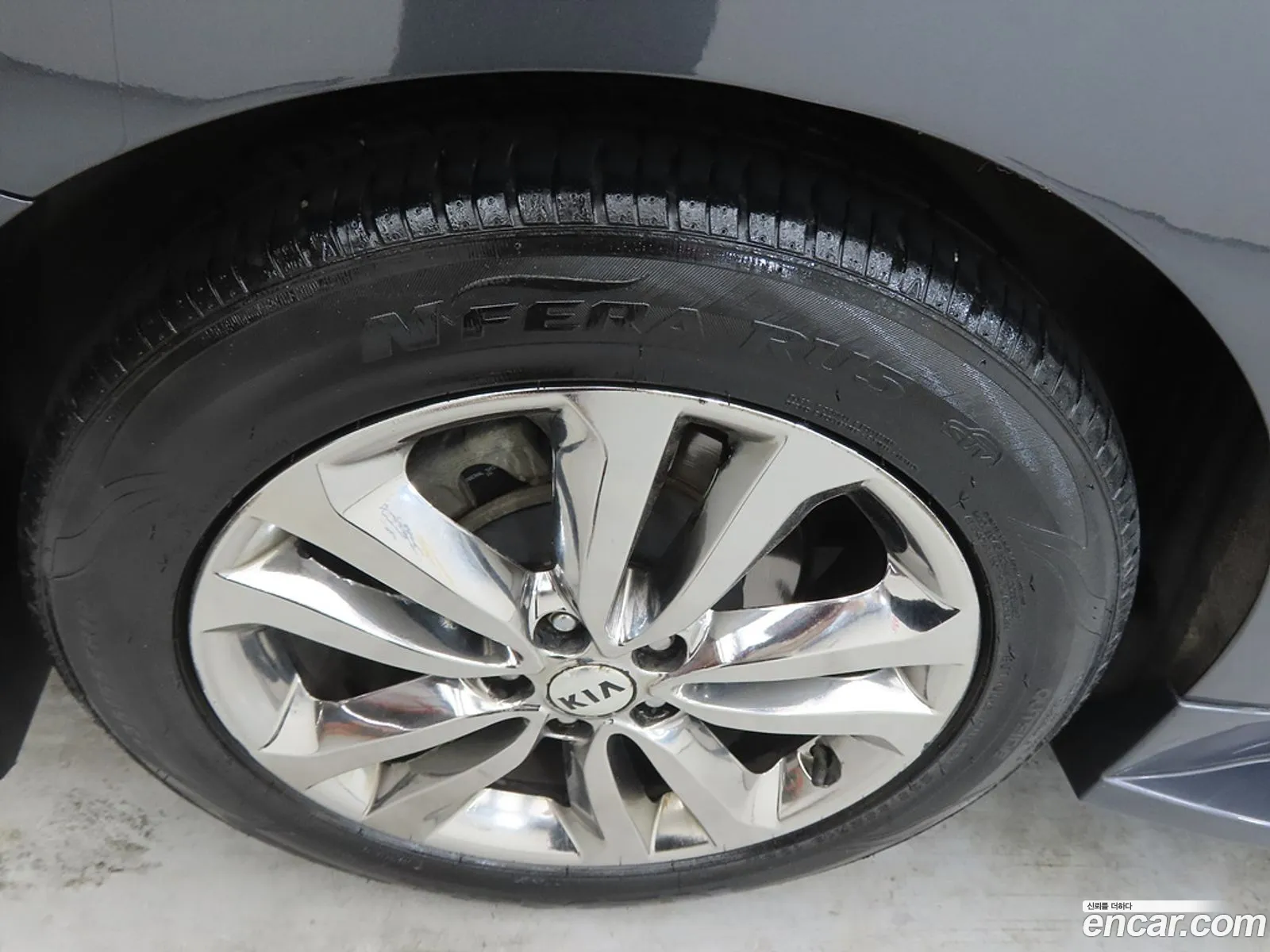 Kia Carnival 2016 — 3