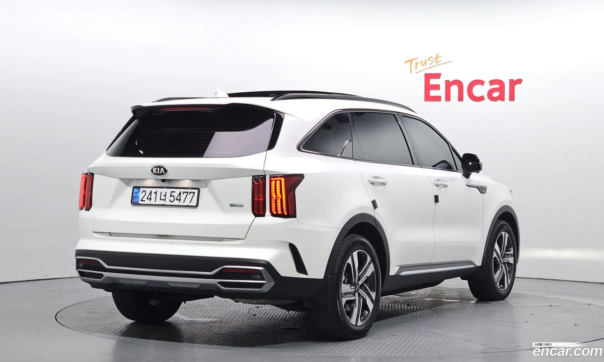 Kia Sorento 2021 KNARH81GBMA046650 — 28