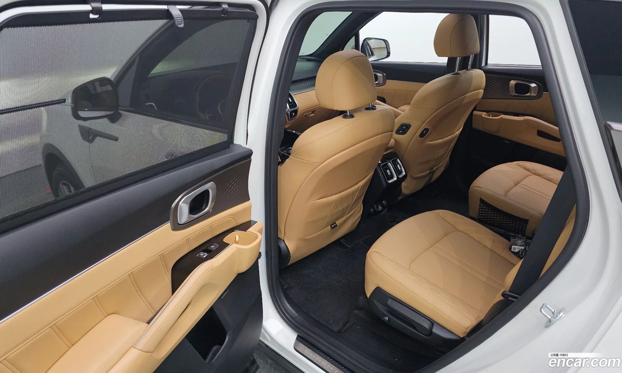 Kia Sorento 2021 KNARH81GBMA046650 — 21