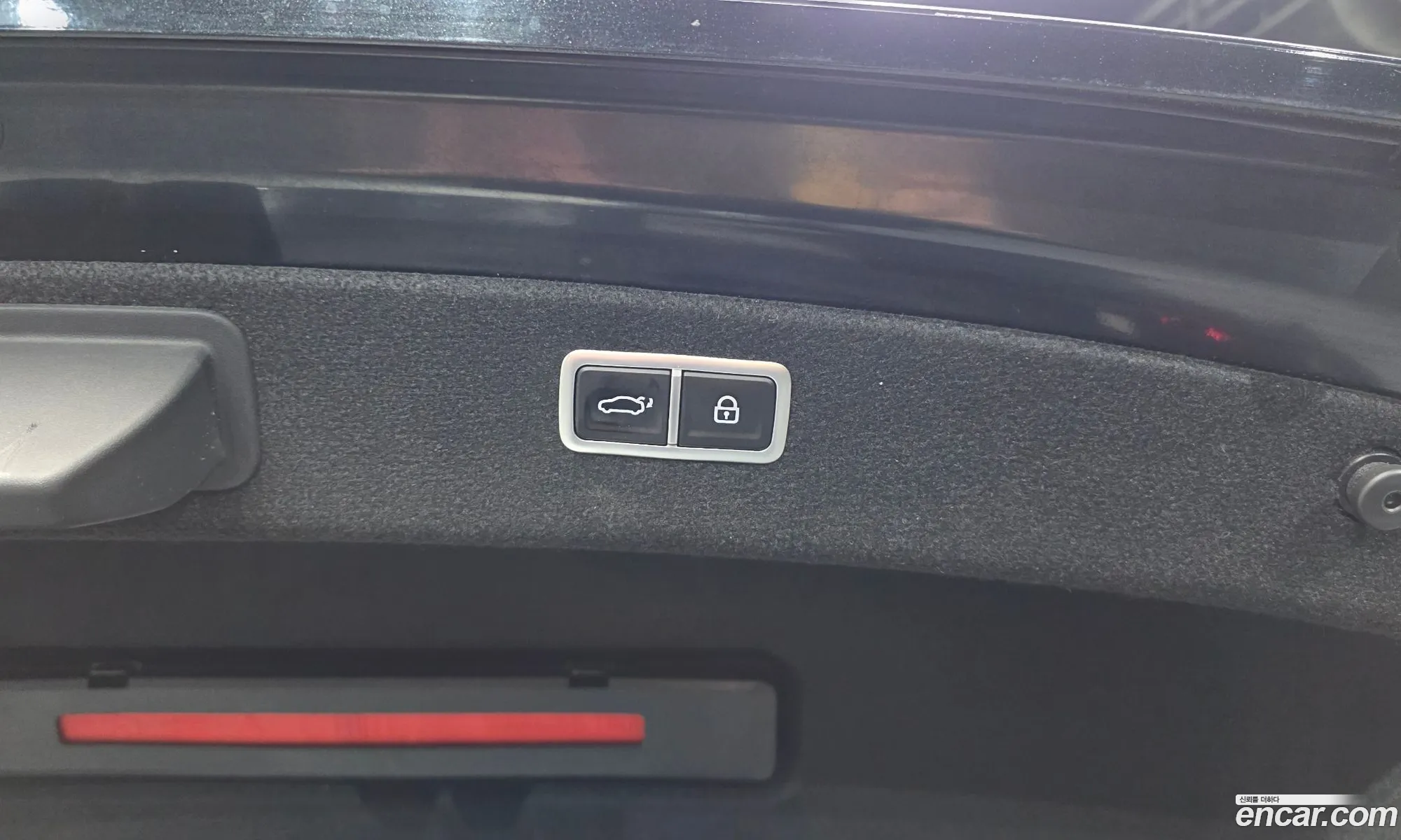 Genesis G80 2020 KMTGB41CBMU017923 — 31