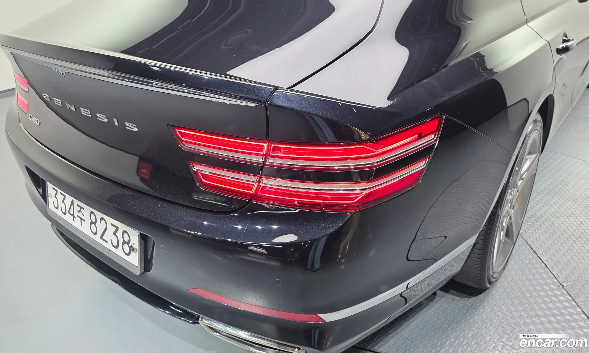 Genesis G80 2020 KMTGB41CBMU017923 — 24
