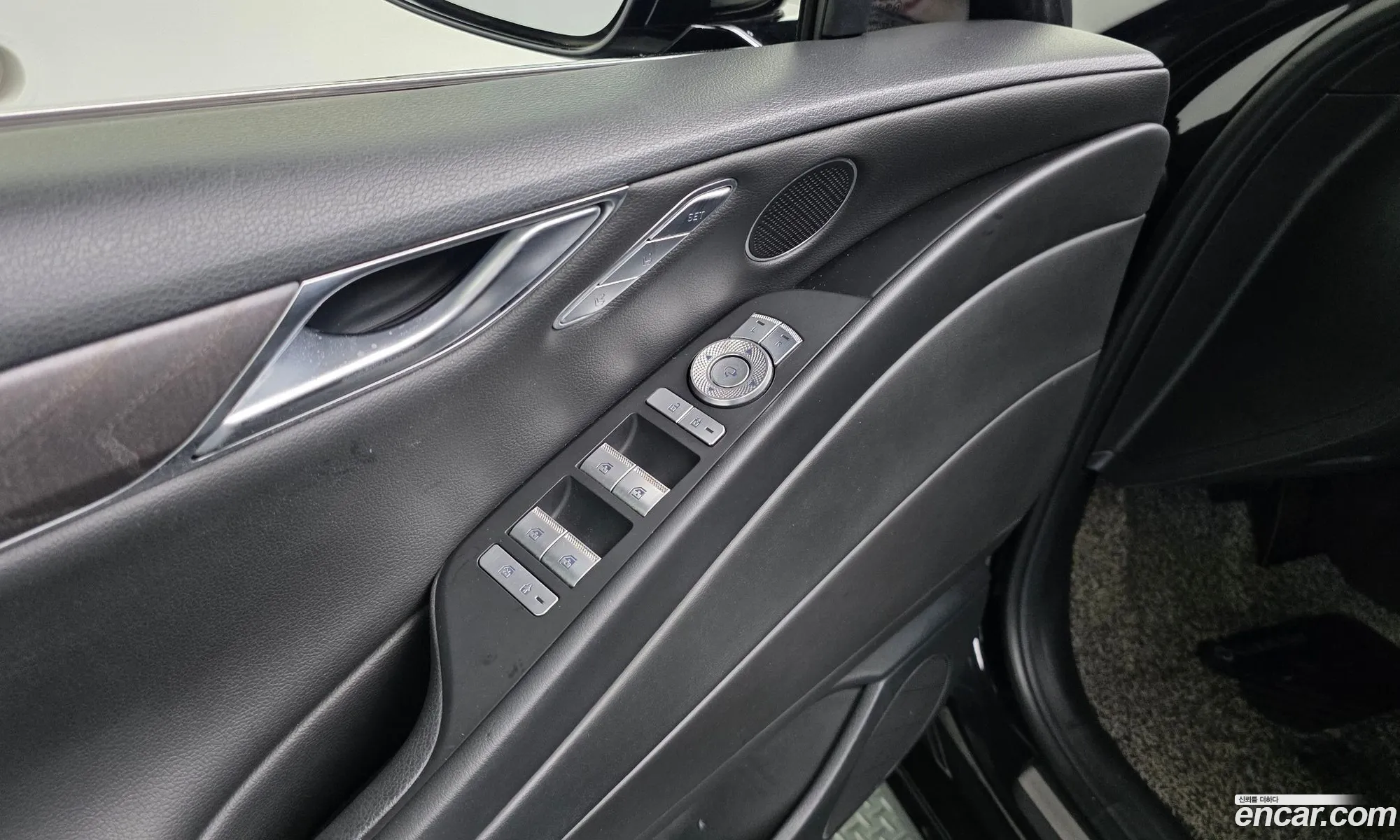 Genesis G80 2020 KMTGB41CBMU017923 — 14